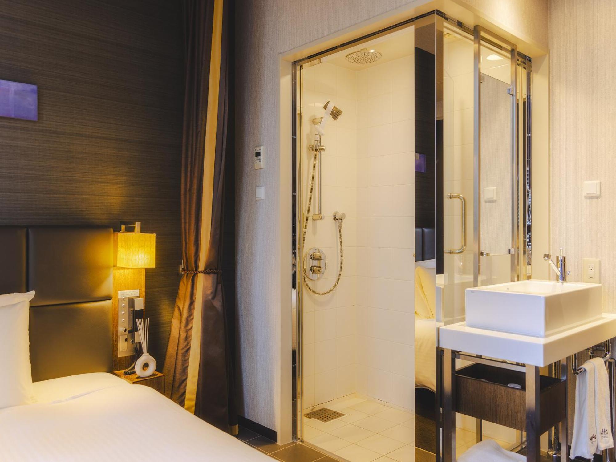 Top Floor Premier Single Room Non-Smoking