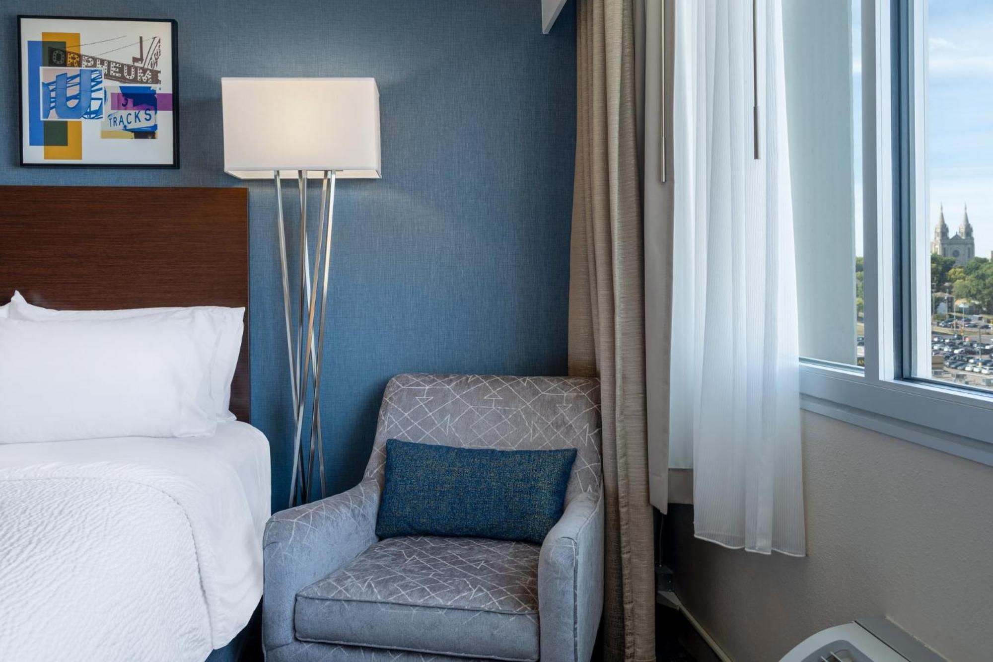 Standard King Room Concierge Floor