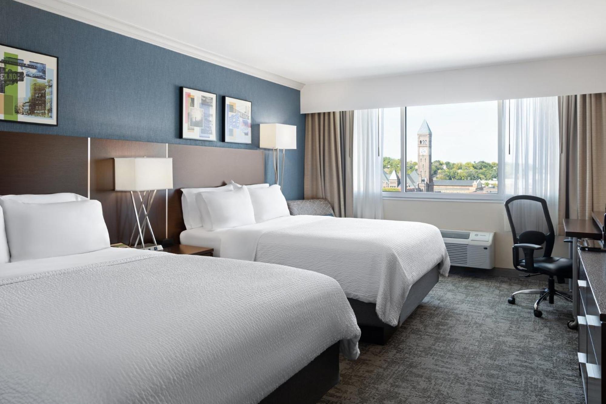 2 Queen Standard Room City View