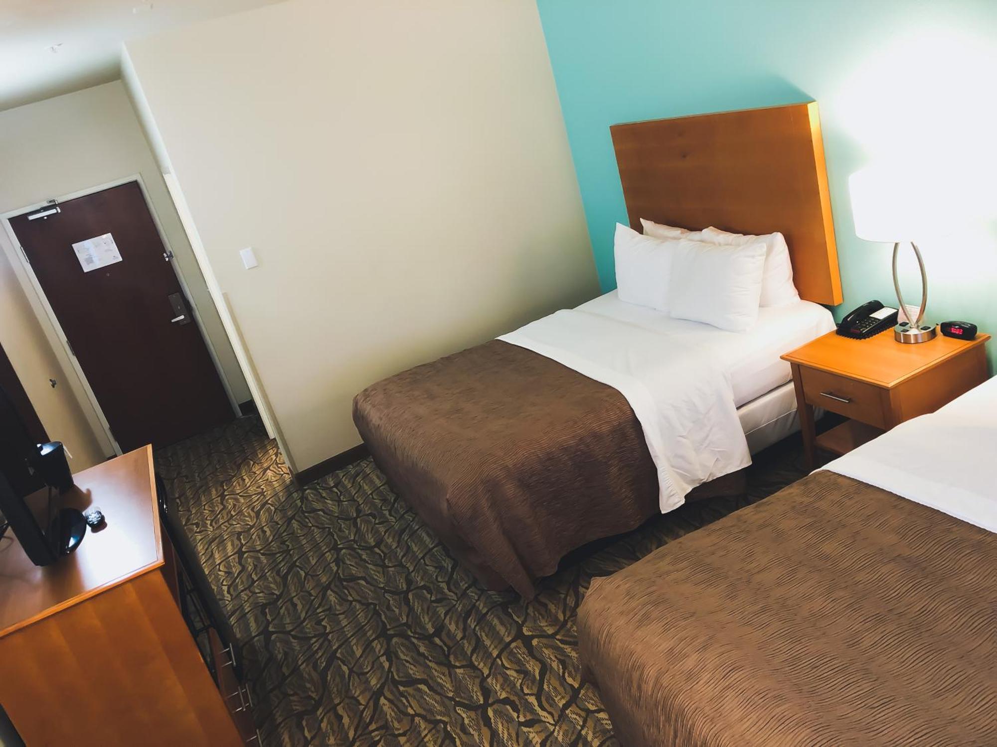 Queen Room with Two Queen Beds - Non-Smoking