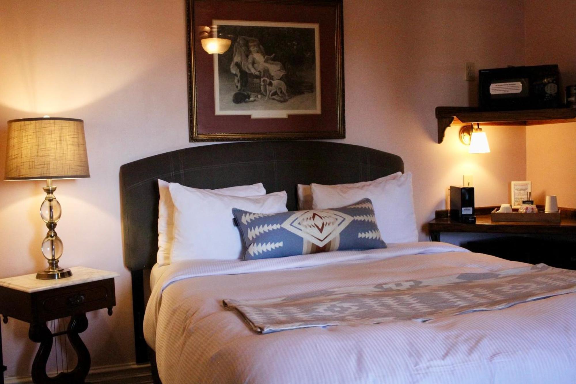 Double Room with Lake View