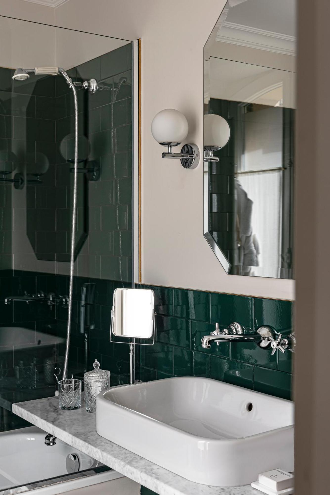 Premium Room "Grand Pigalle"