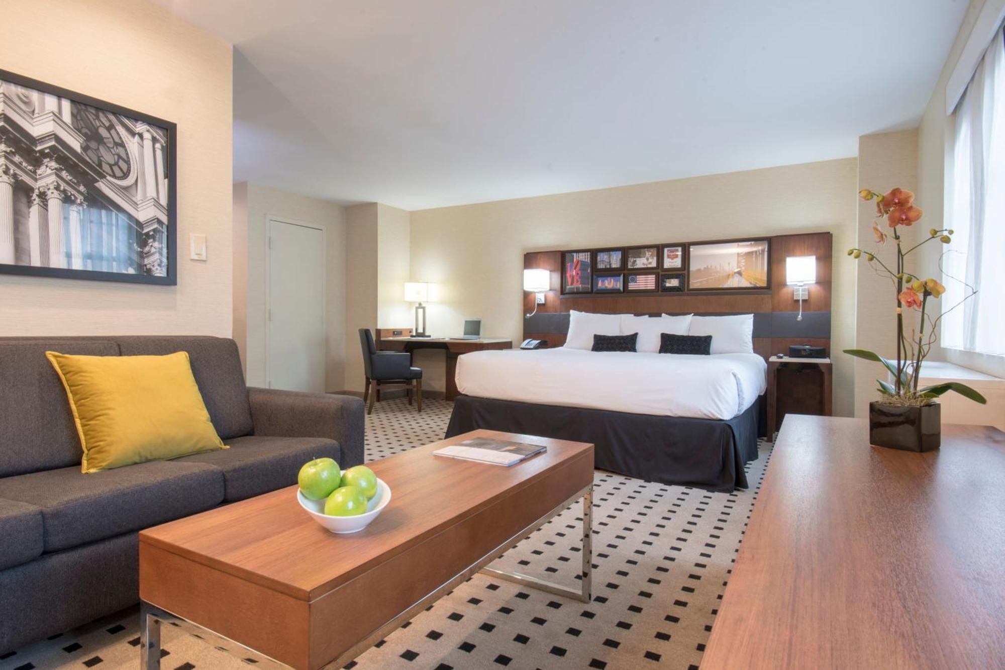 King Suite with Sofa Bed,1630864148:JPEG
