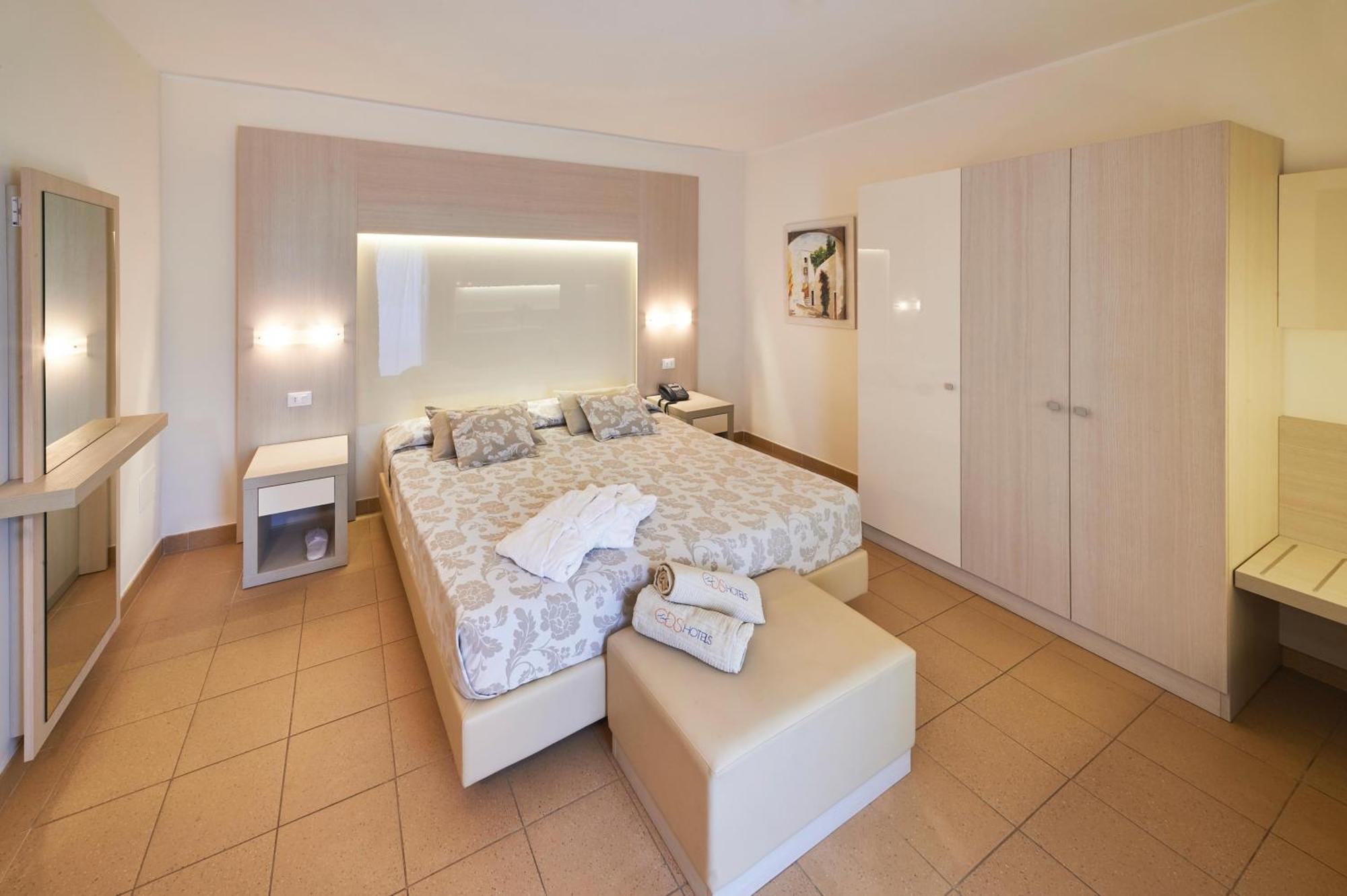 Quadruple Suite