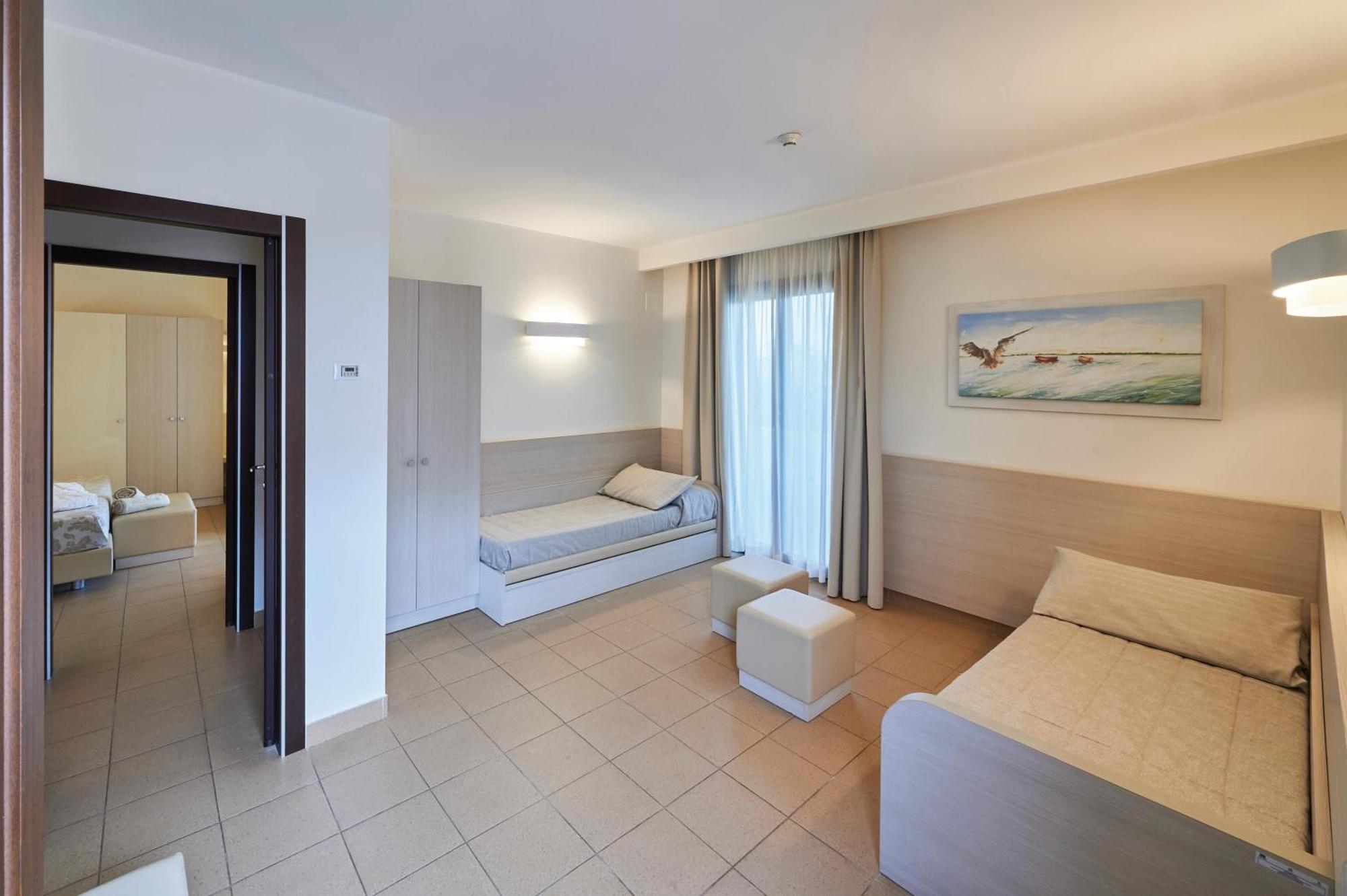 Quadruple Suite
