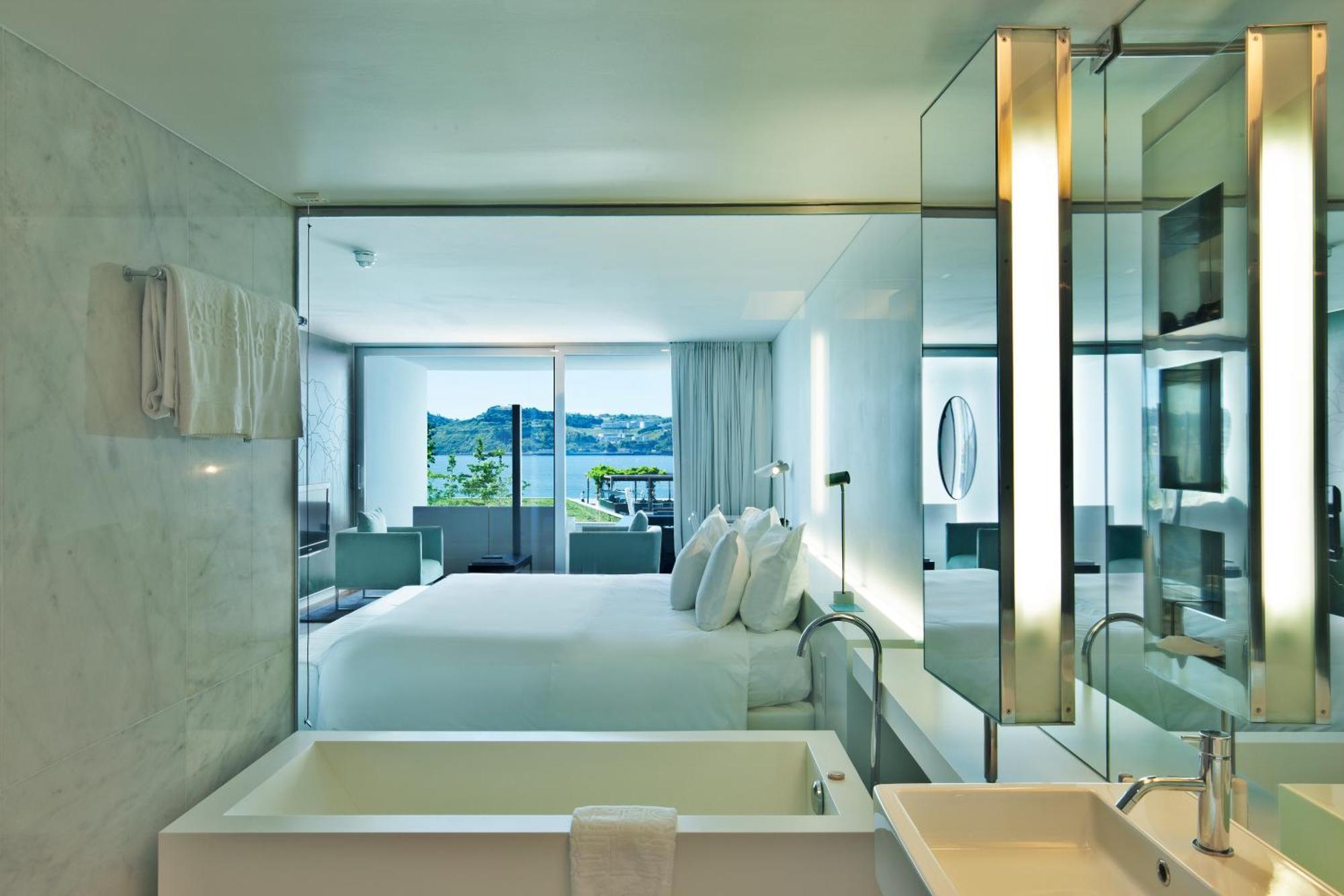 Deluxe Double or Twin Room Garden View