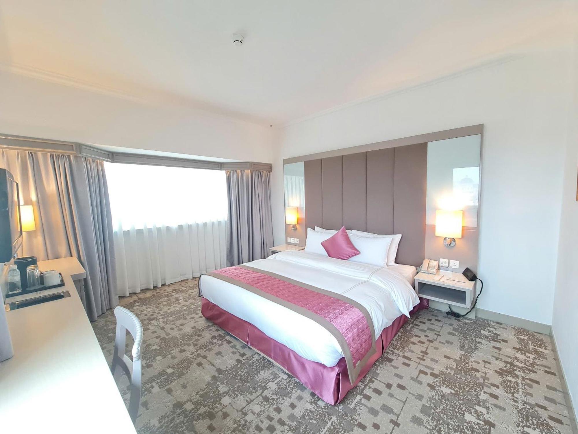Deluxe Room City View