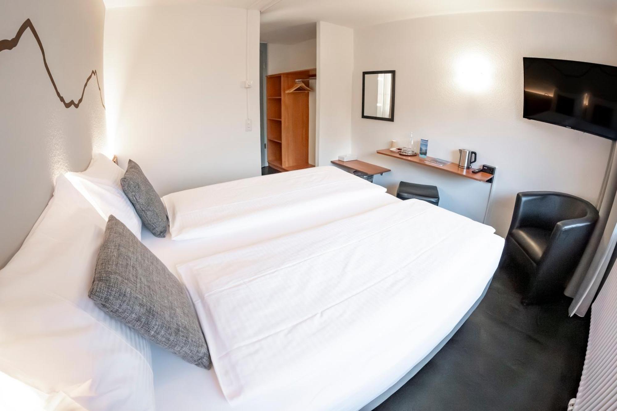 Double or Twin Room Bathroom