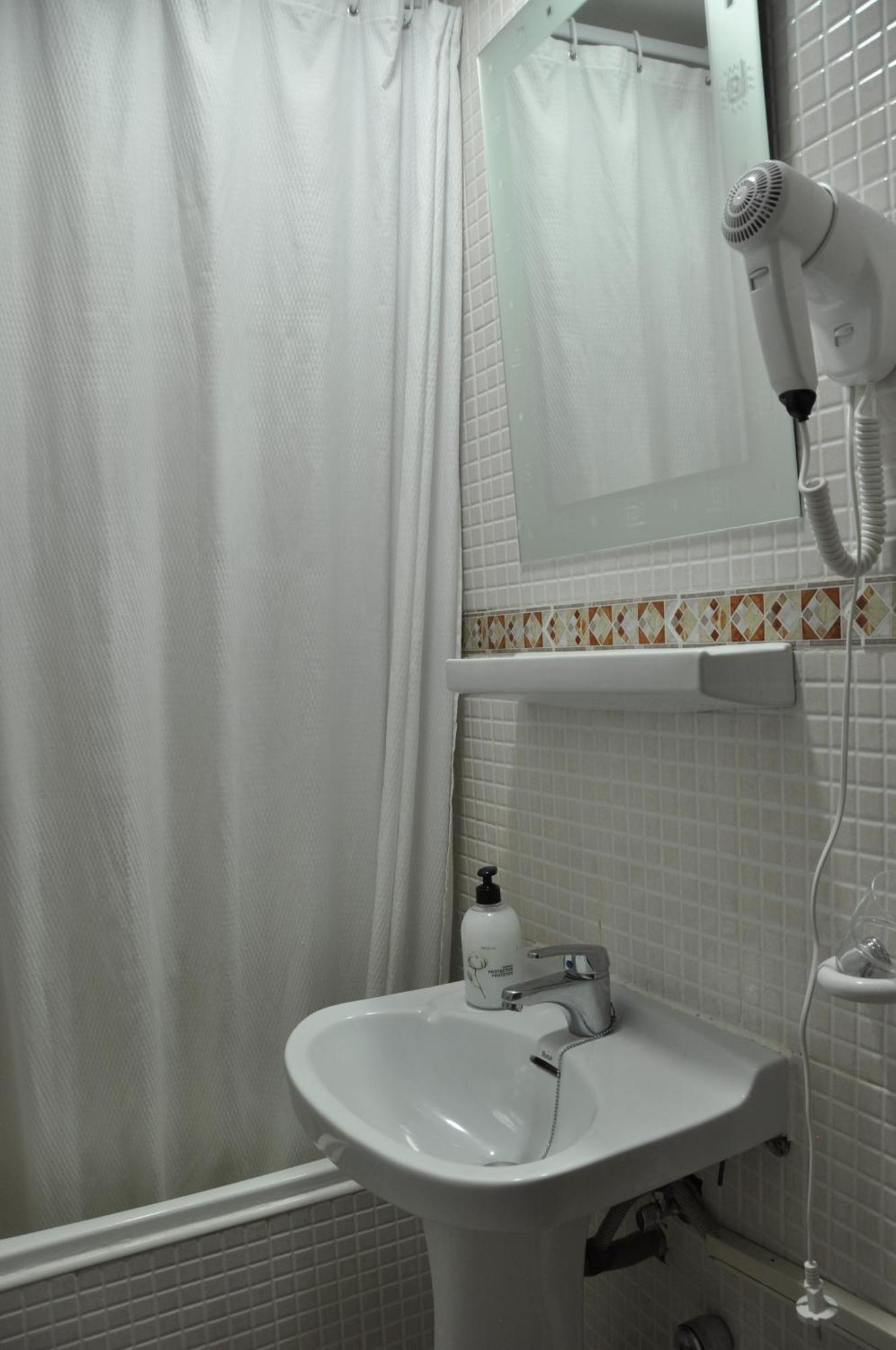 Twin Room Shared Toilet