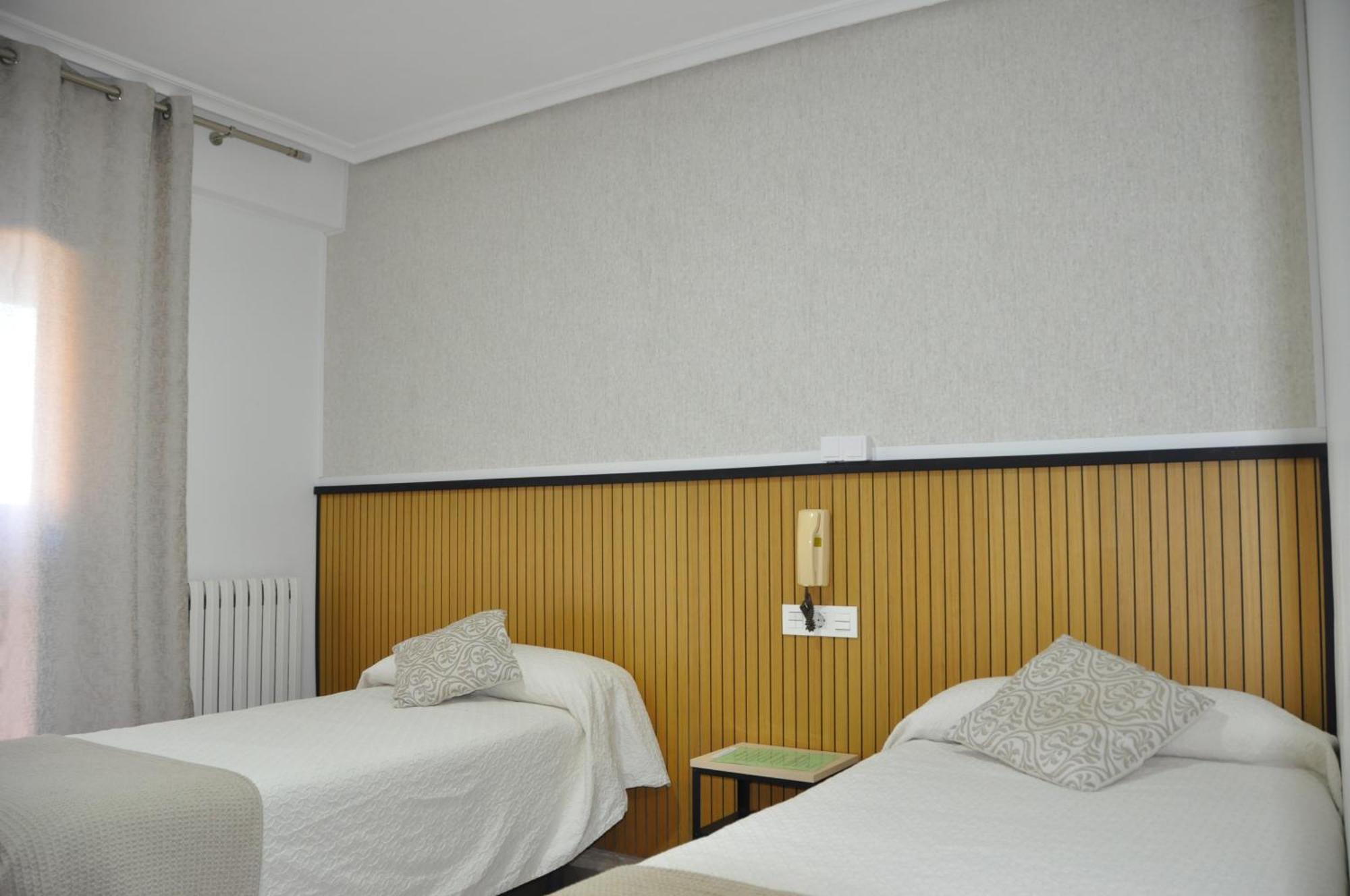 Twin Room Shared Toilet