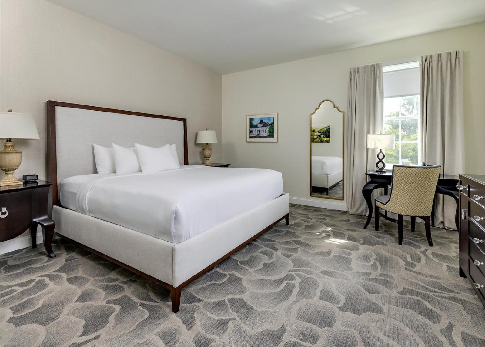 Deluxe King Room