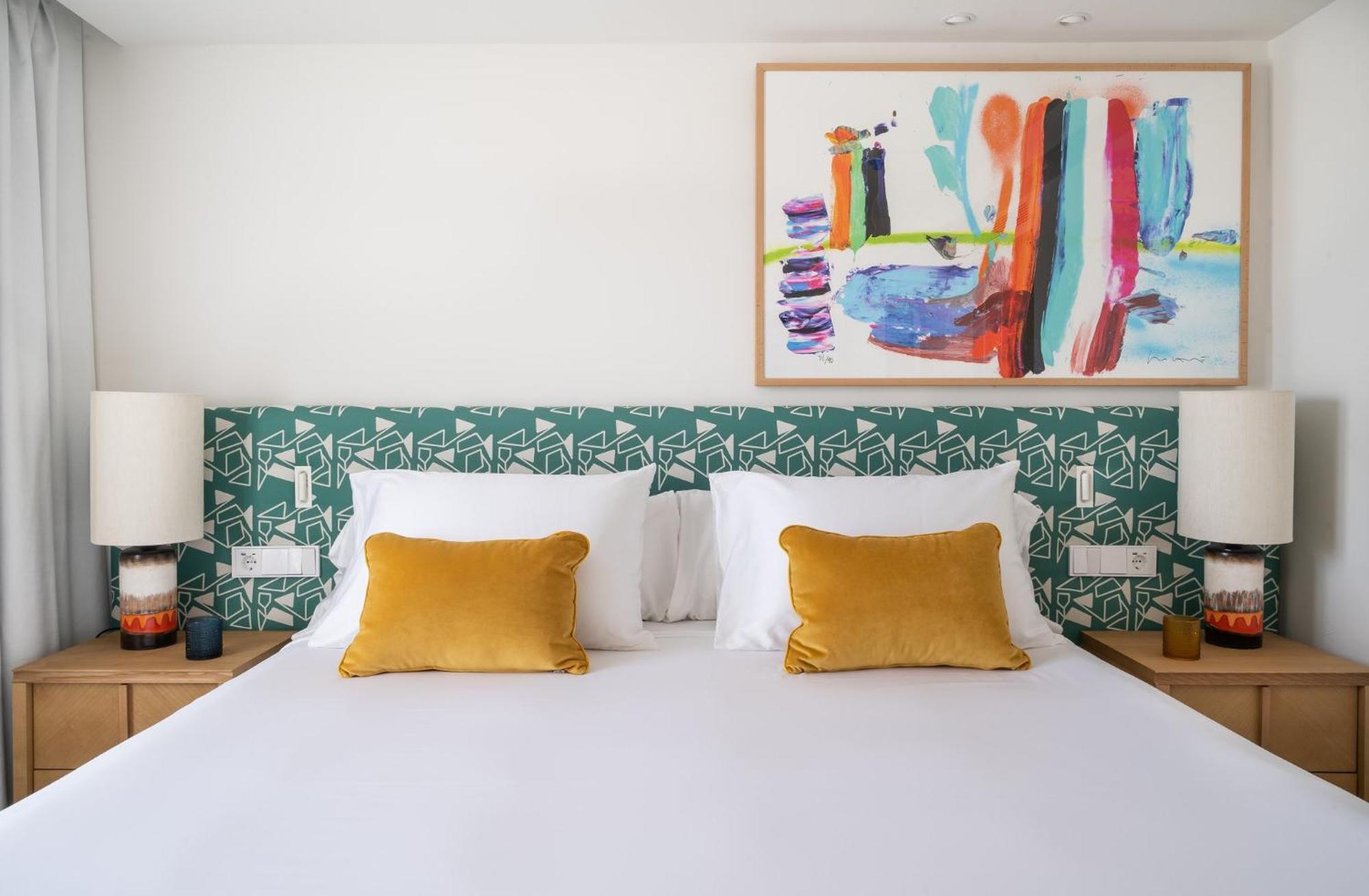 Duplex Studio Suite with Balcony and Sea View