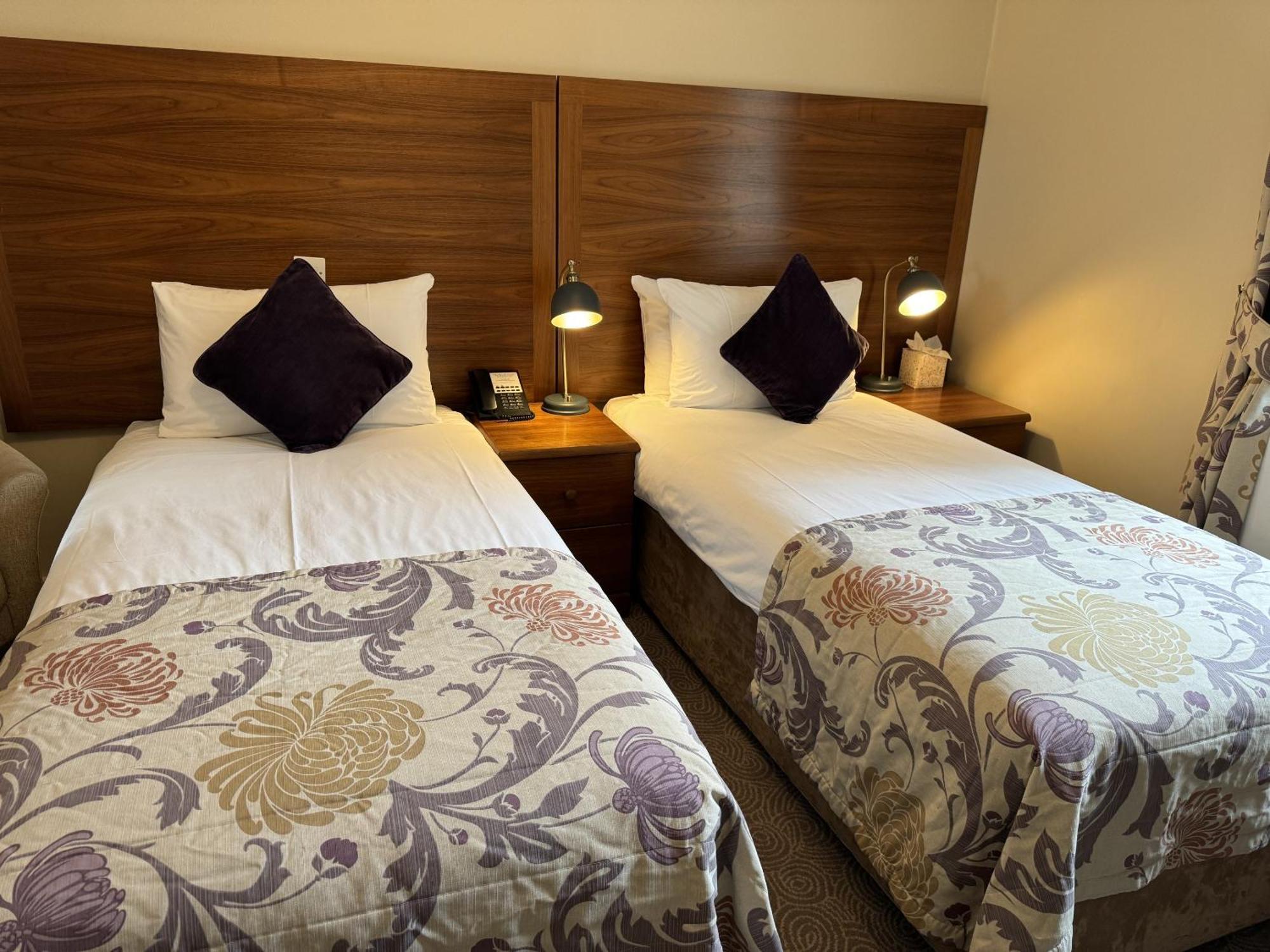 Superior Twin Room