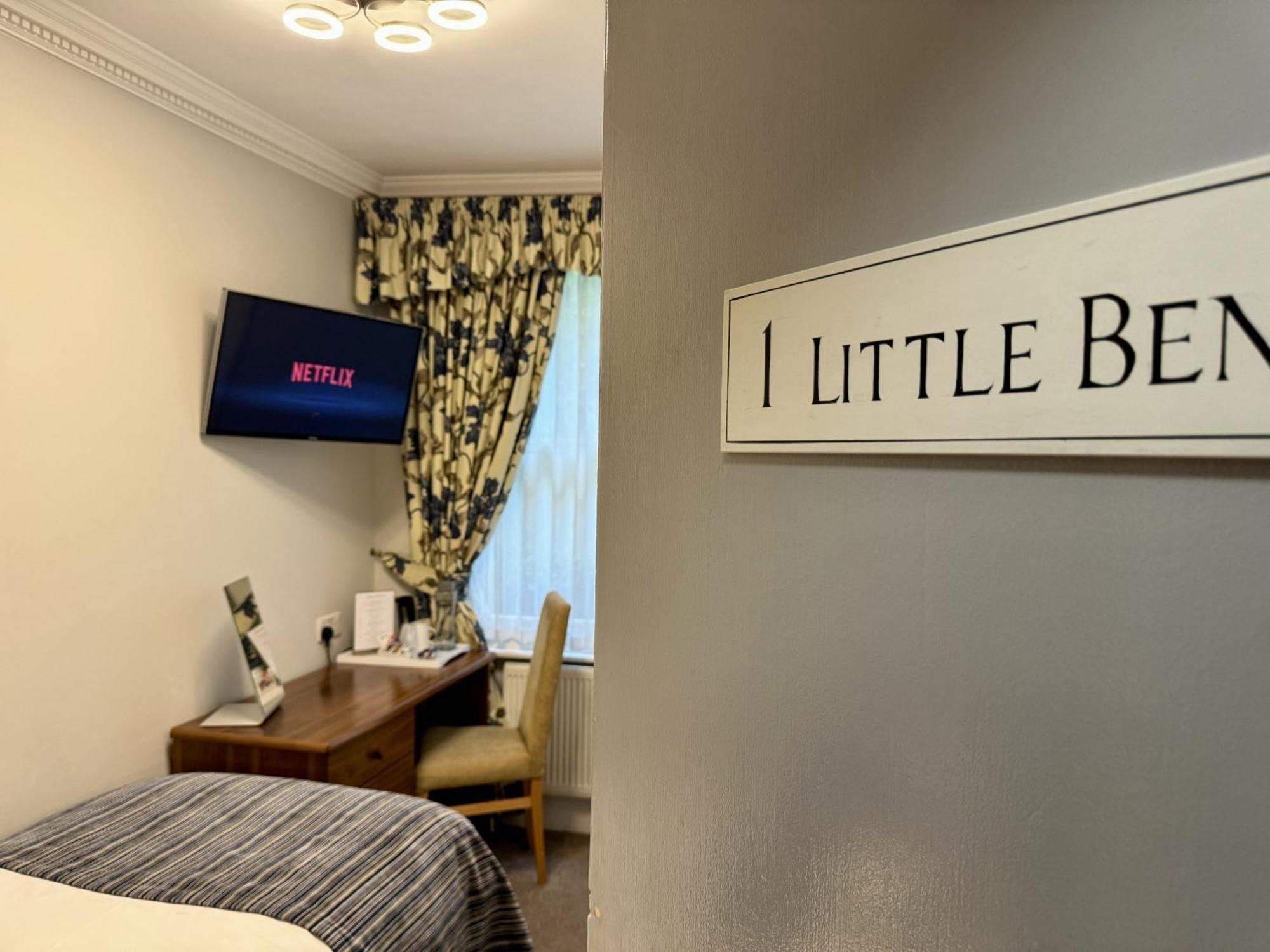 Small Single Room