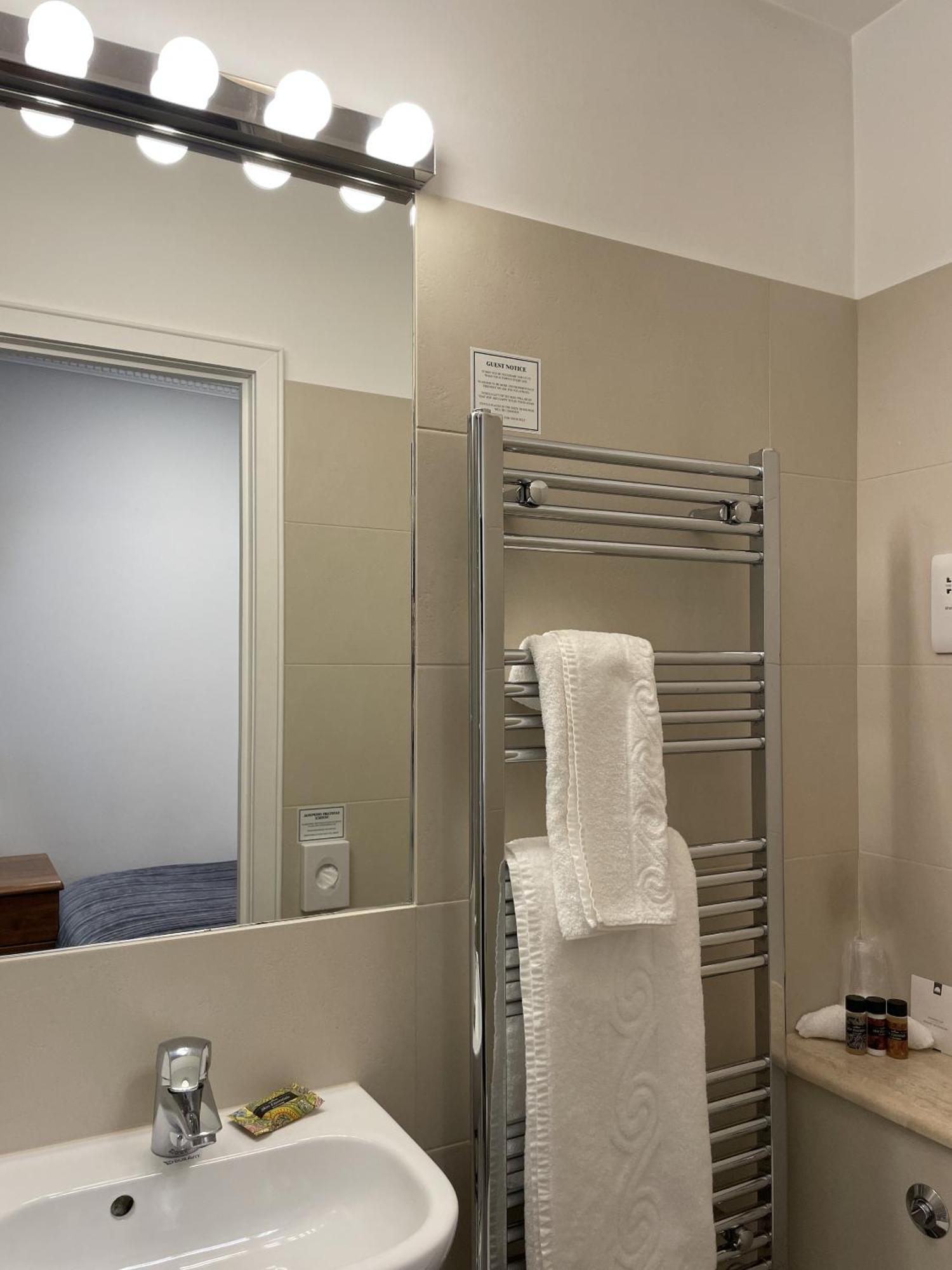 Small Single Room