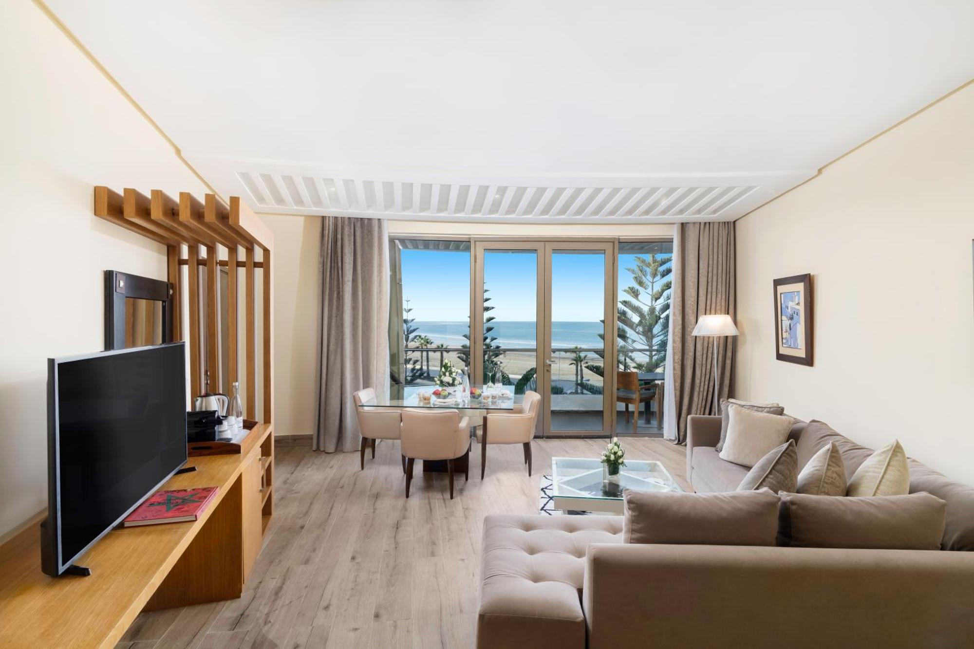 Ambassador Suite Sea View