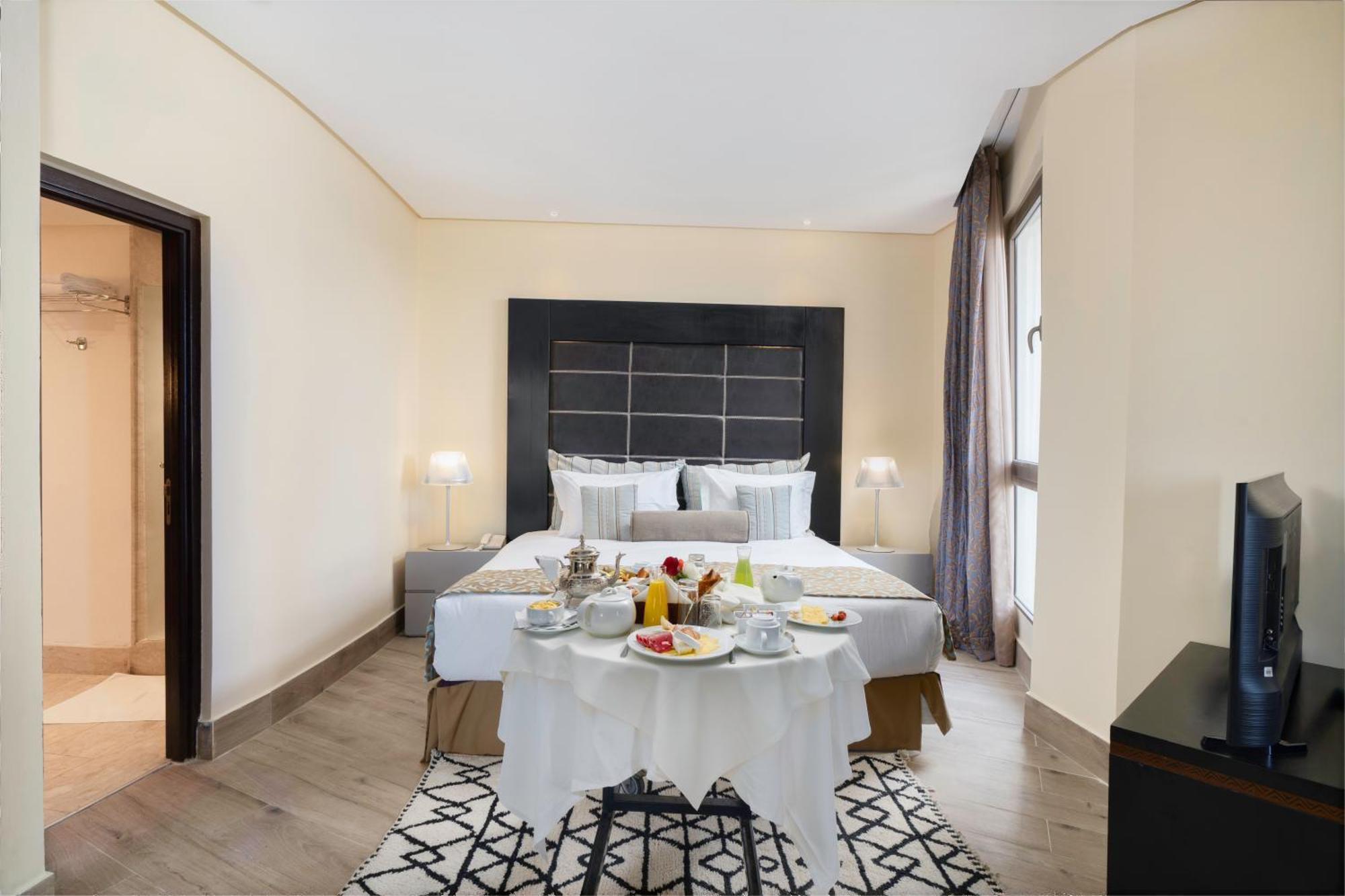 Ambassador Suite Sea View