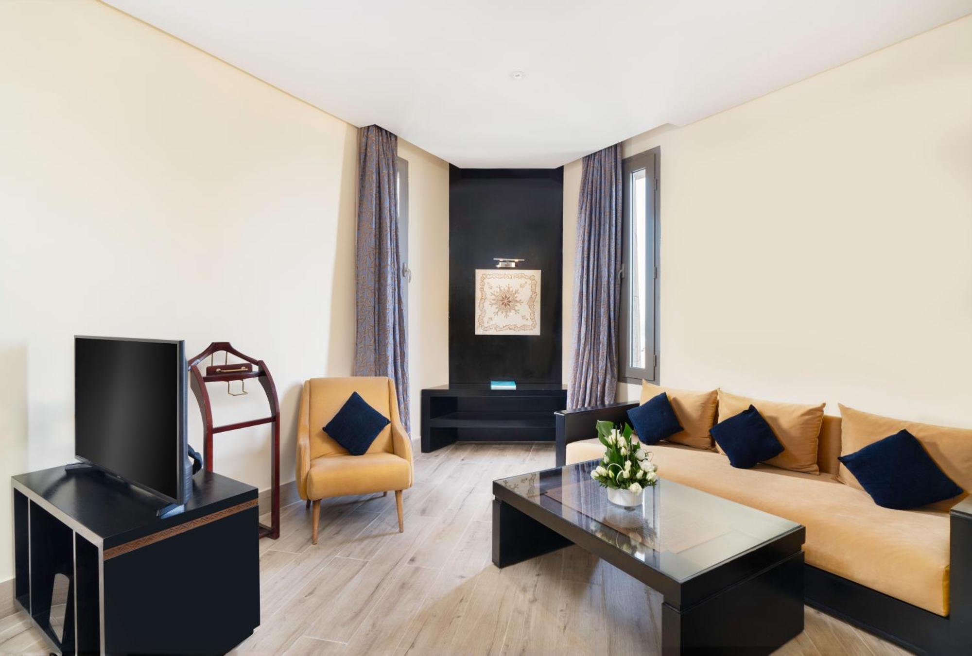 Ambassador Suite Sea View