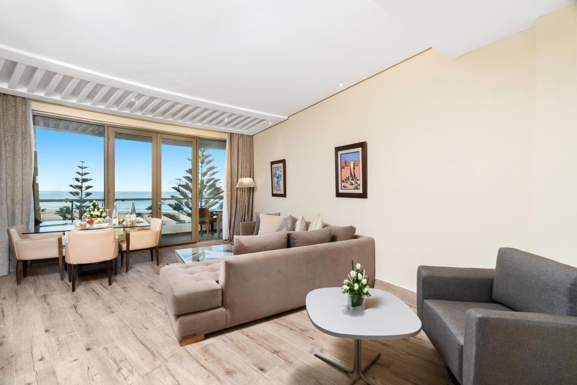 Ambassador Suite Sea View