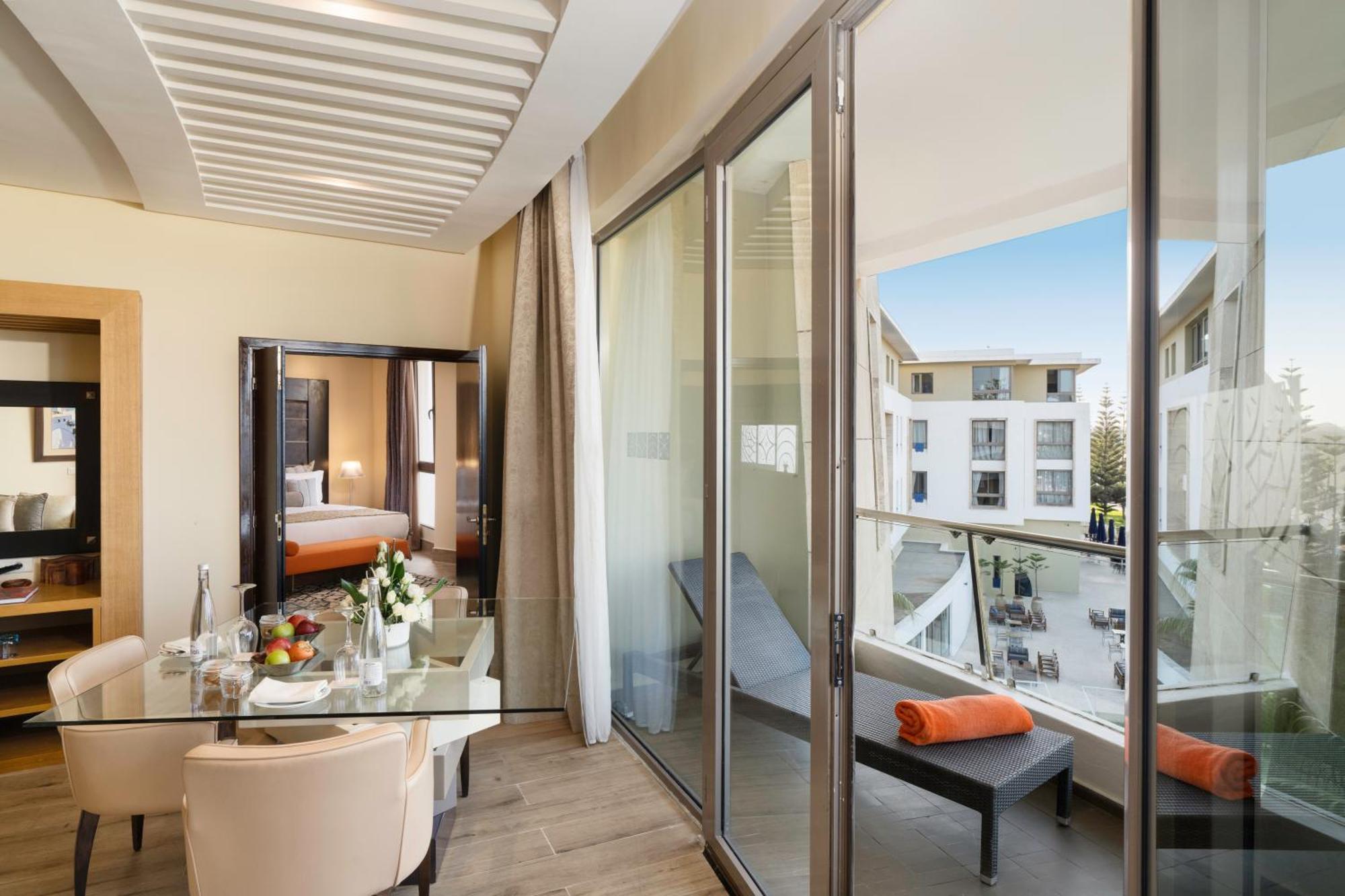 Ambassador Suite Sea View