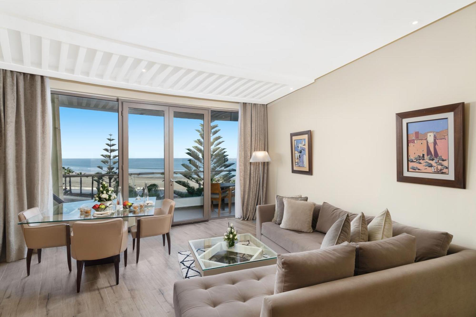 Ambassador Suite Sea View