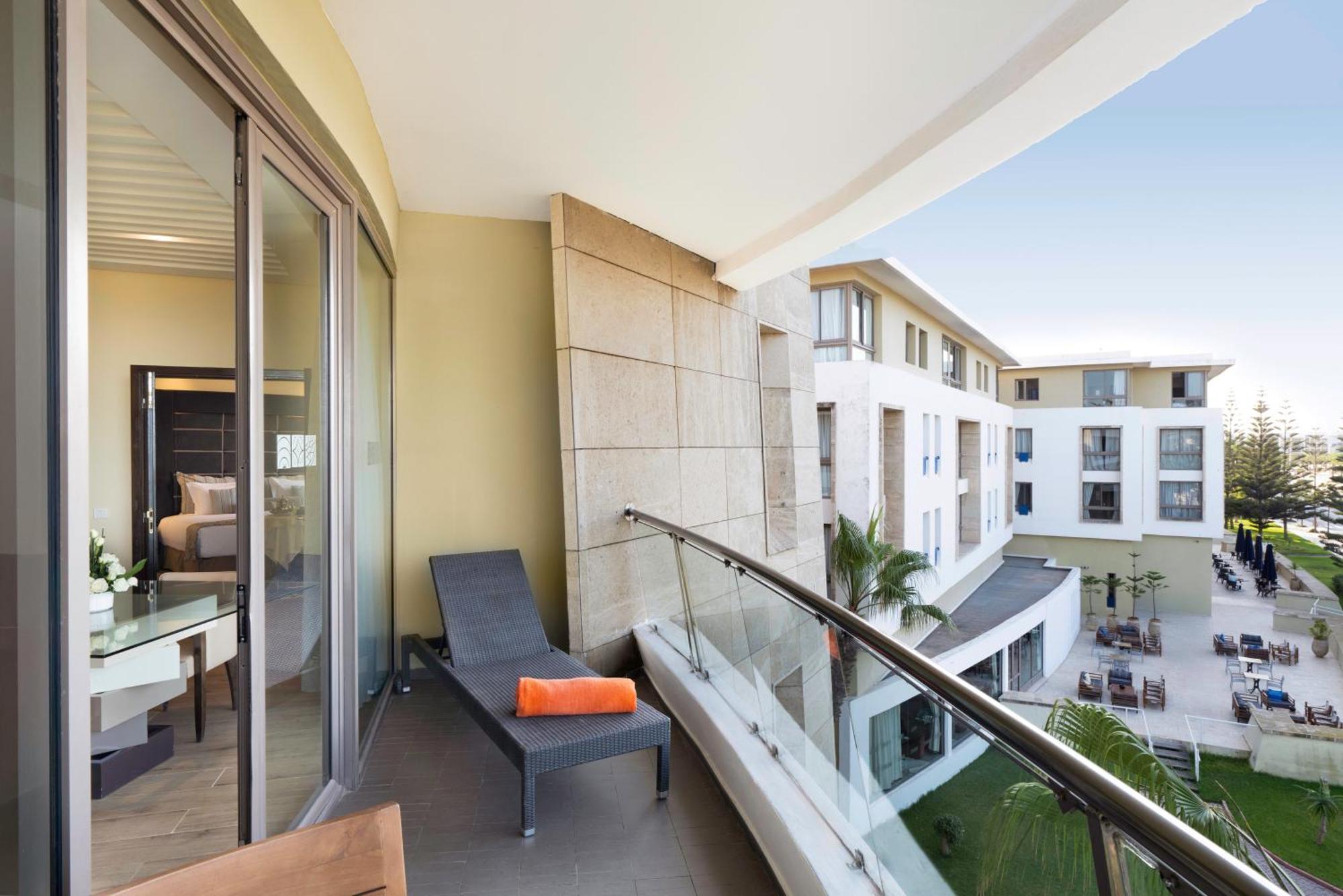 Ambassador Suite Sea View