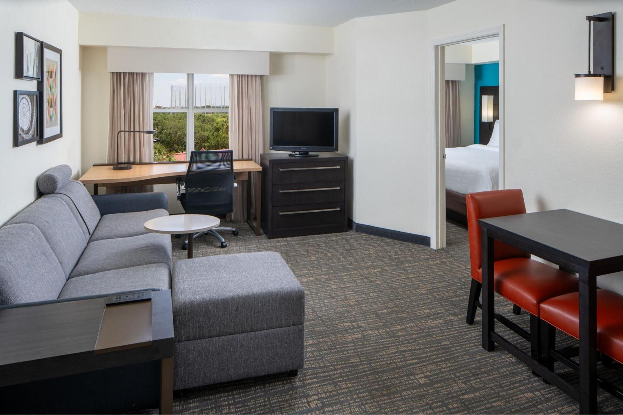 One-Bedroom King Suite with Sofa Bed,1592882115:JPEG