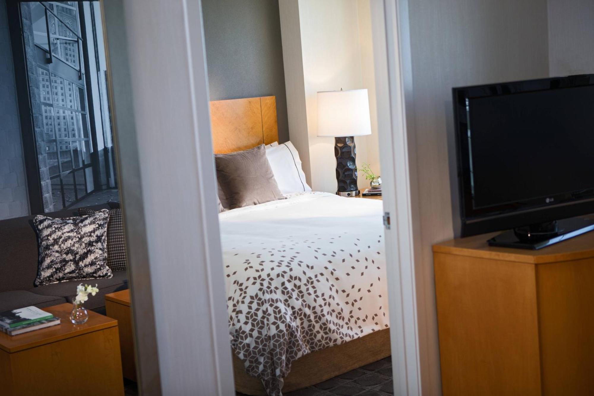 One-Bedroom Suite King Bed