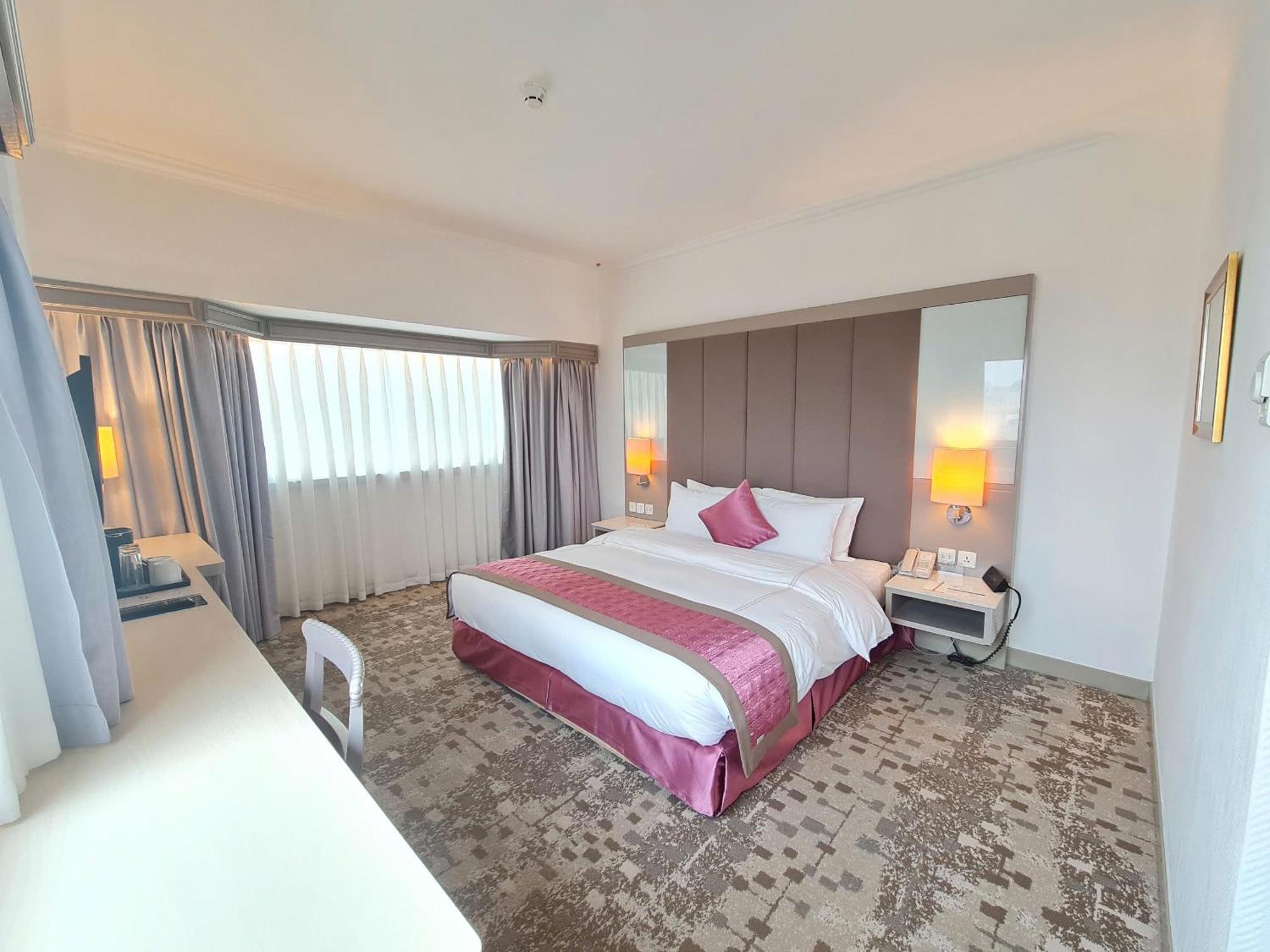 Deluxe Room City View
