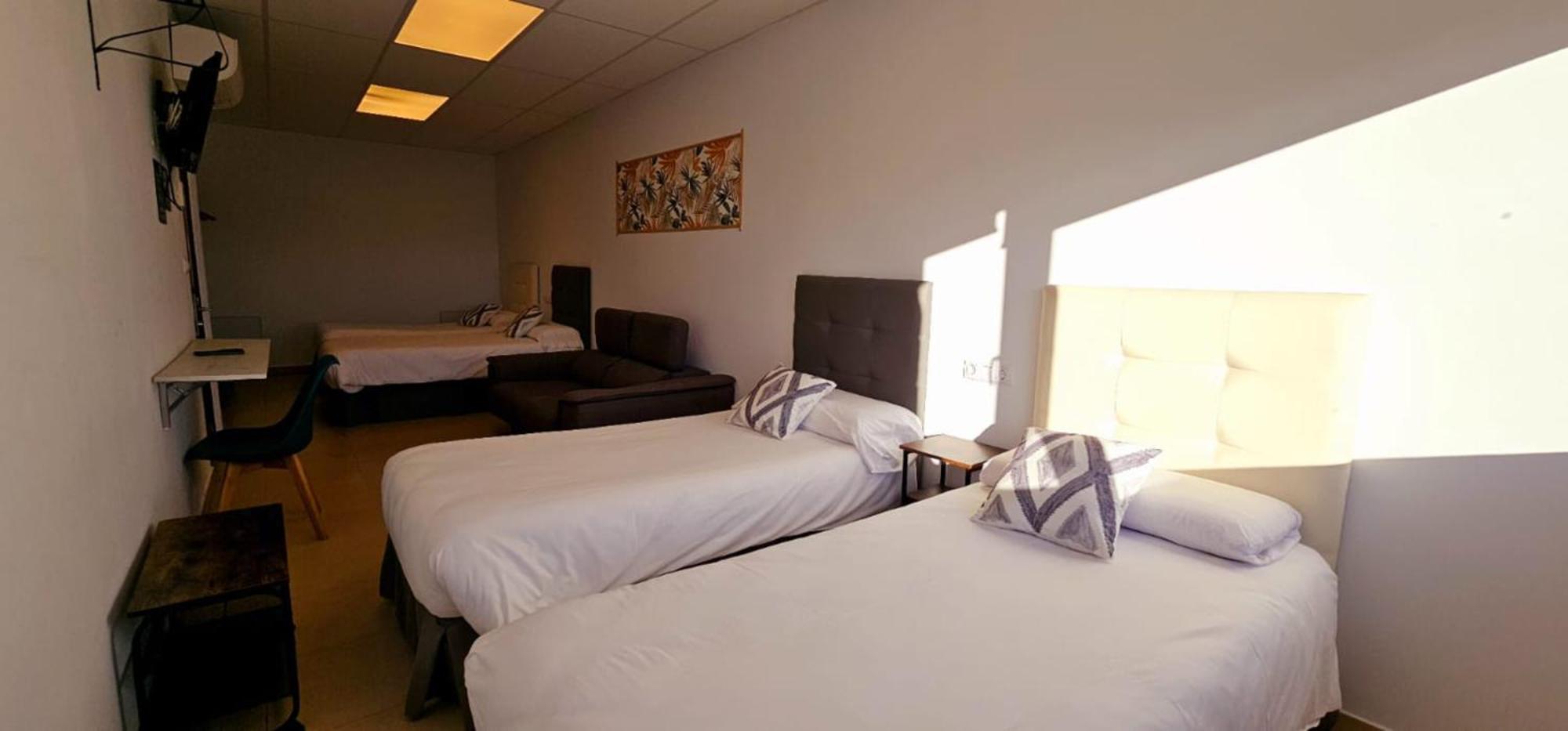 Quadruple Room Private Bathroom