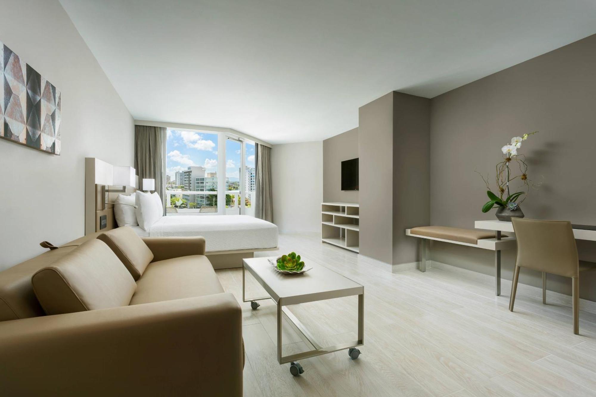 King Executive Room Balcony