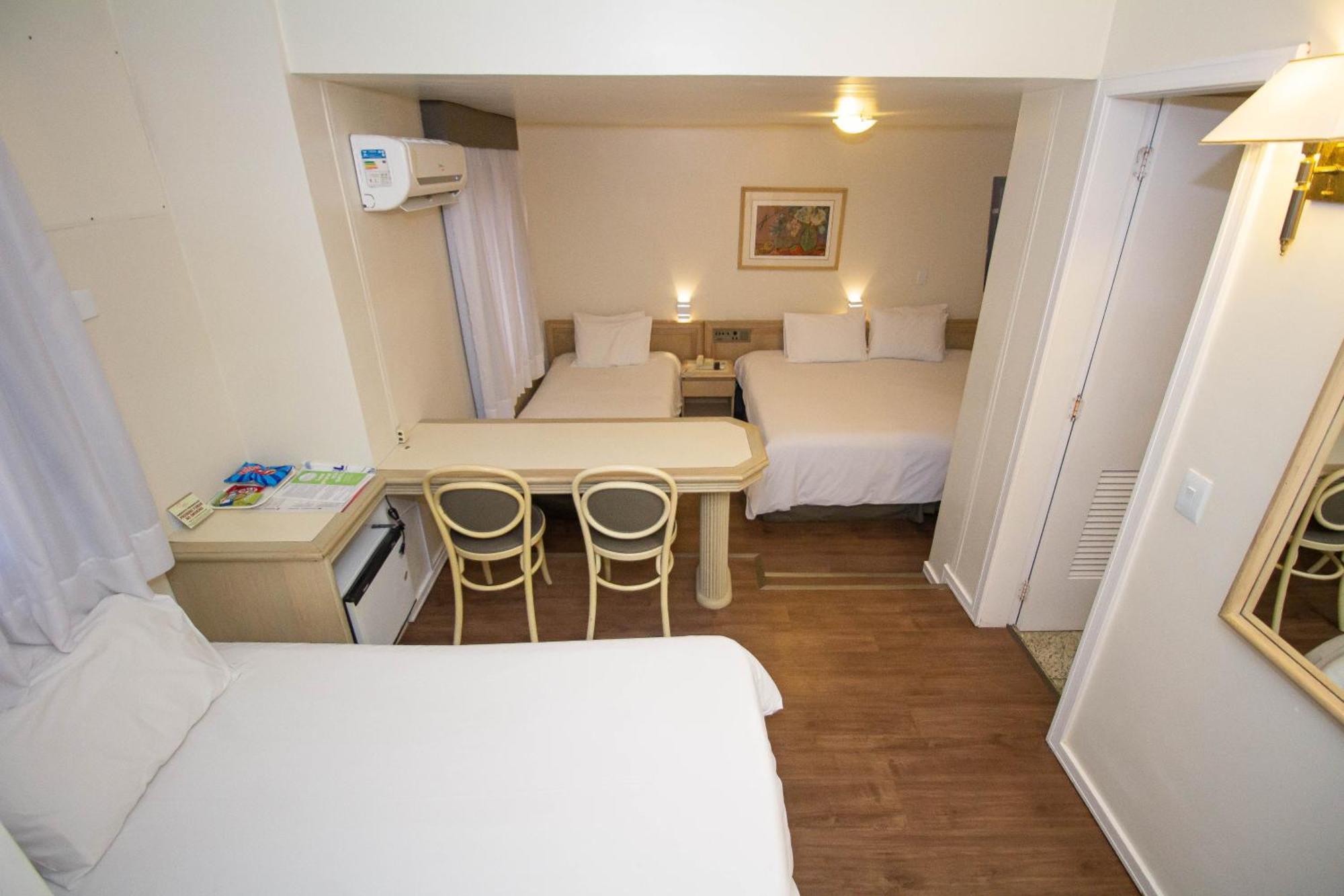 Deluxe Family Suite