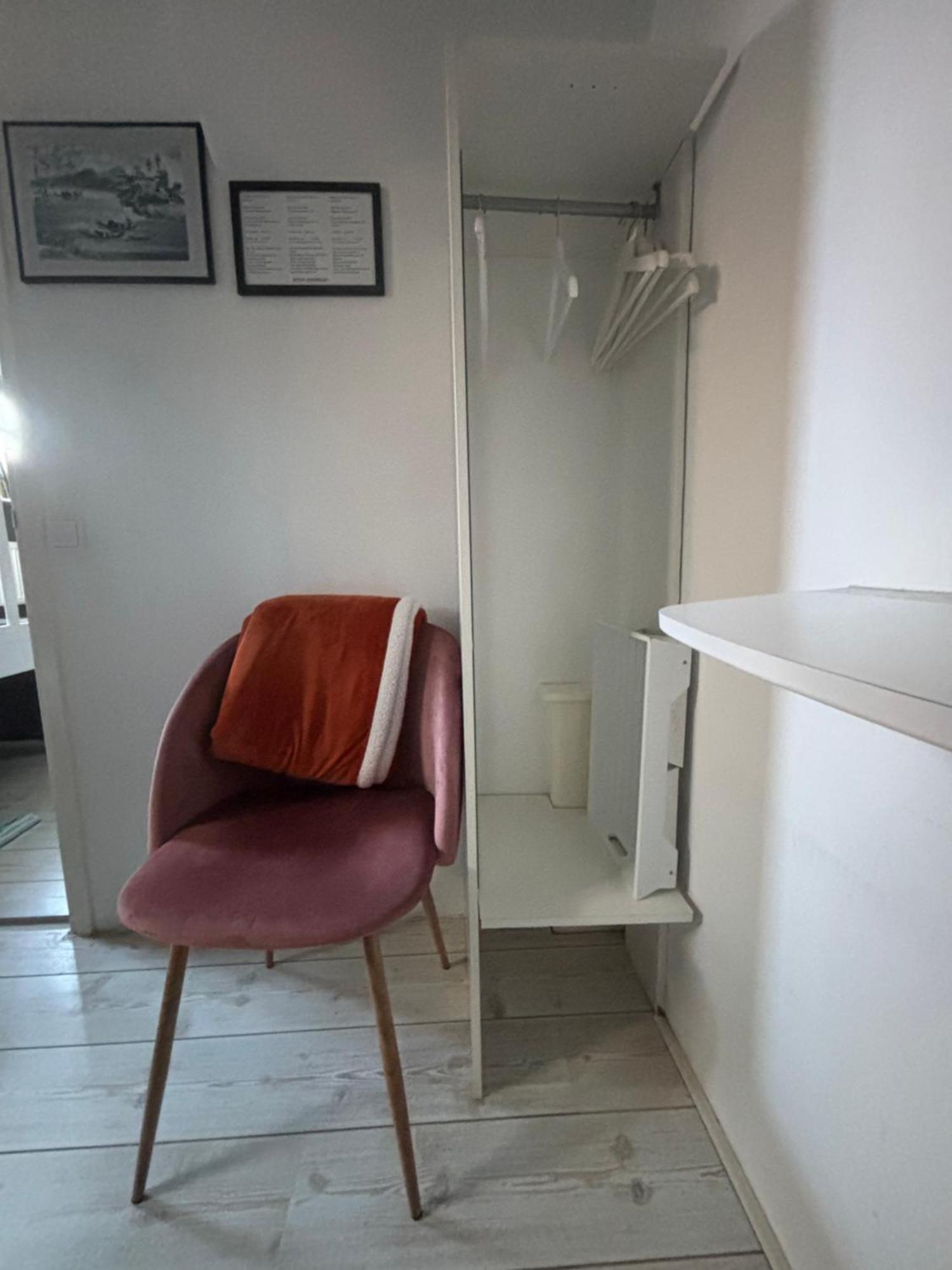 Large Single Room