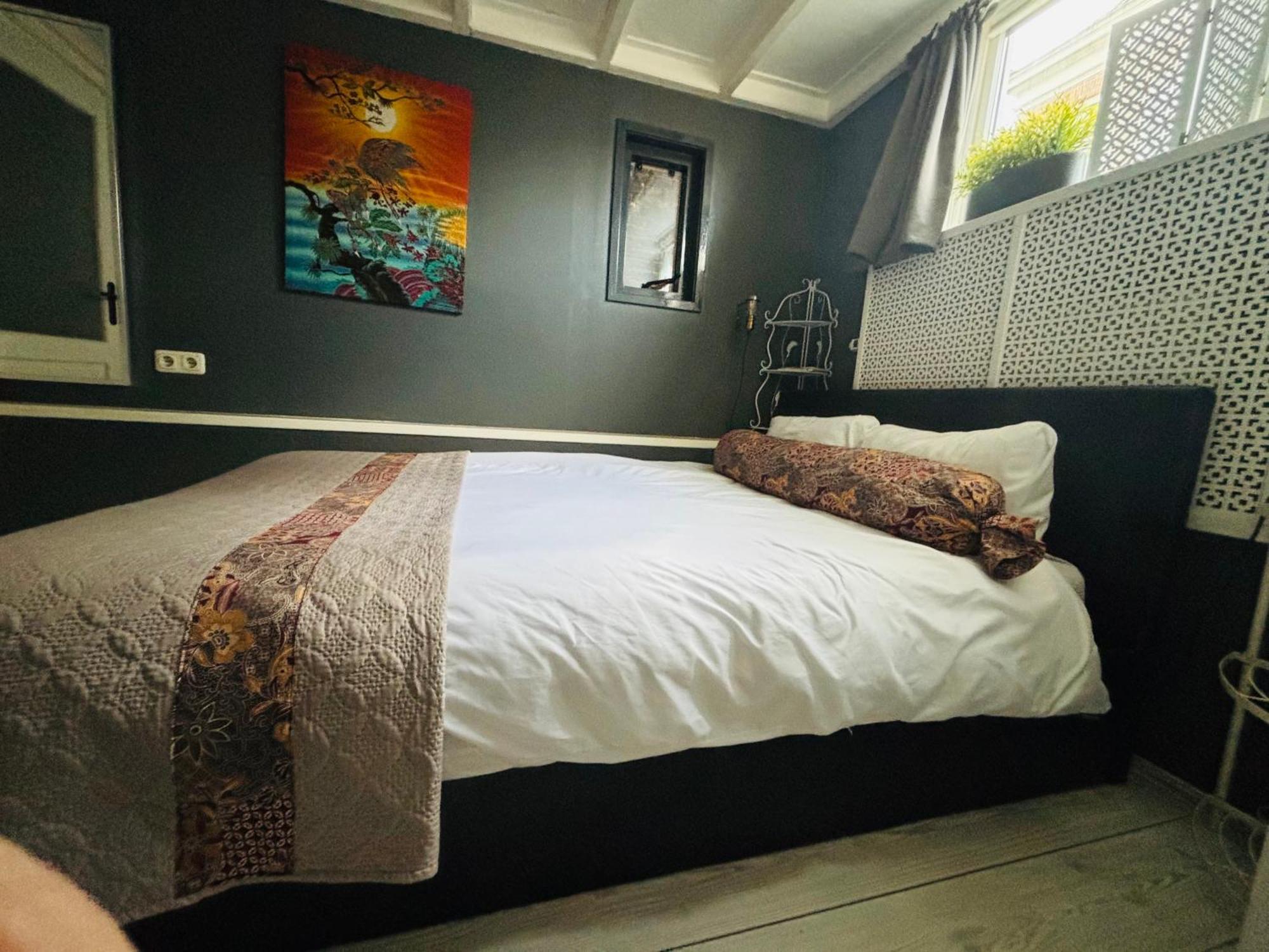 Large Single Room