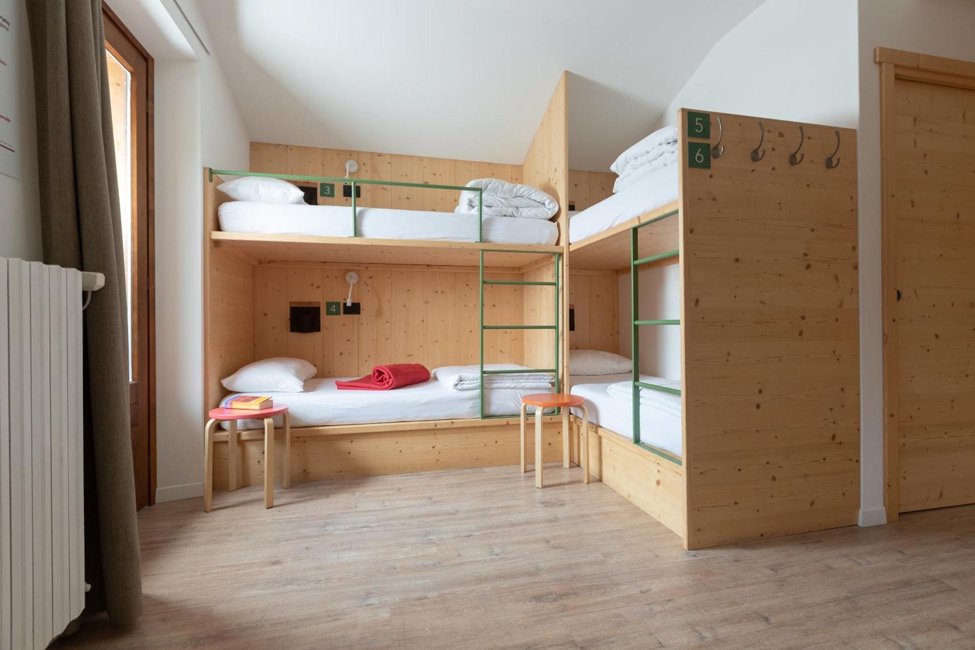 Single Bed in 6-Bed Dormitory Room,1631584162:JPEG