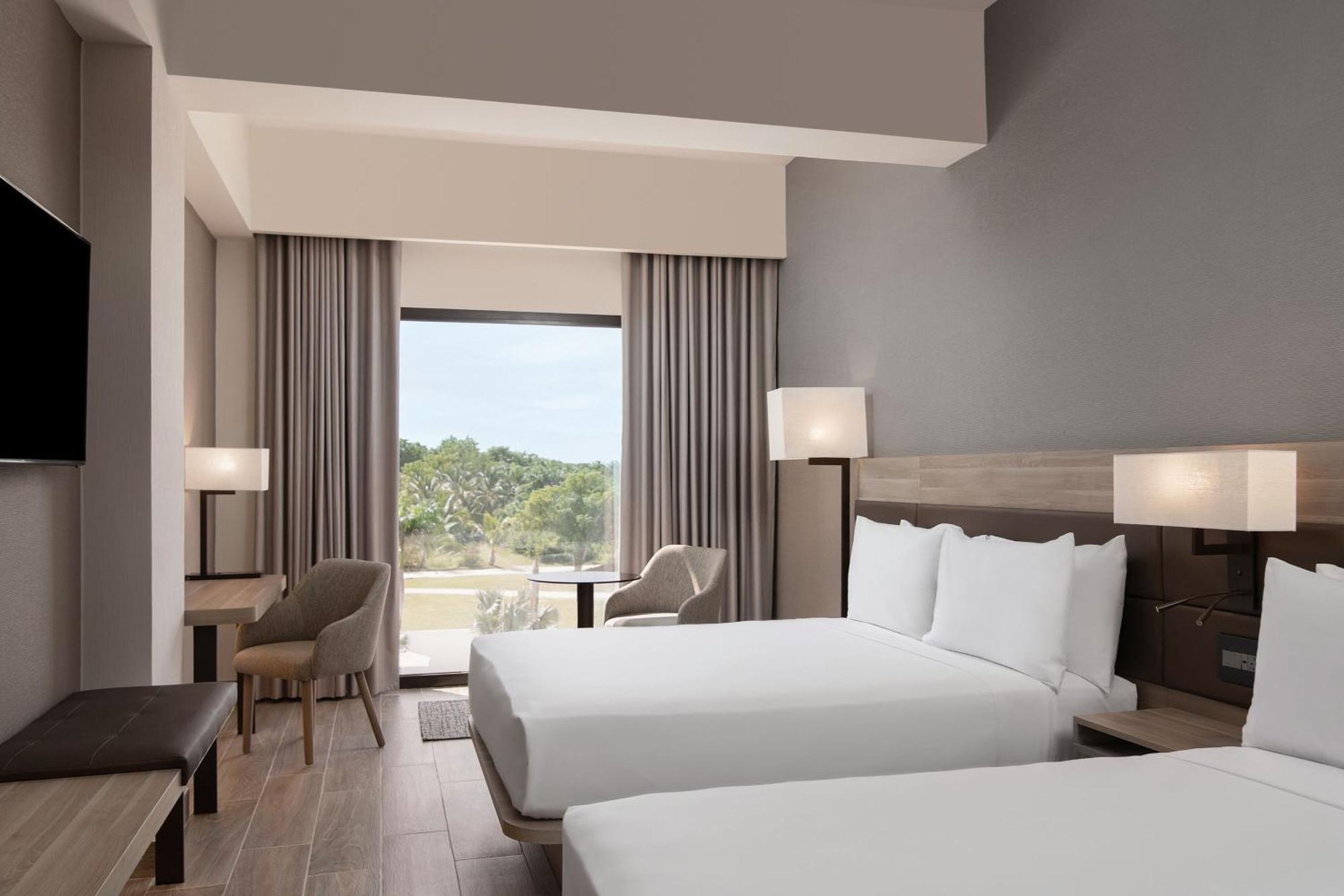 Deluxe Queen Room Two Queen Beds Pool View