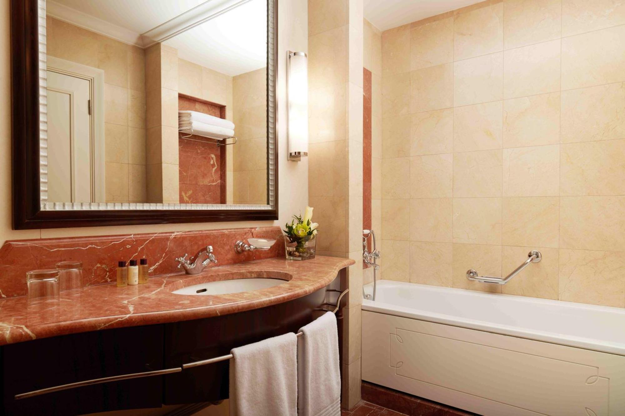 Executive Room Royal Spa Executive Club Access