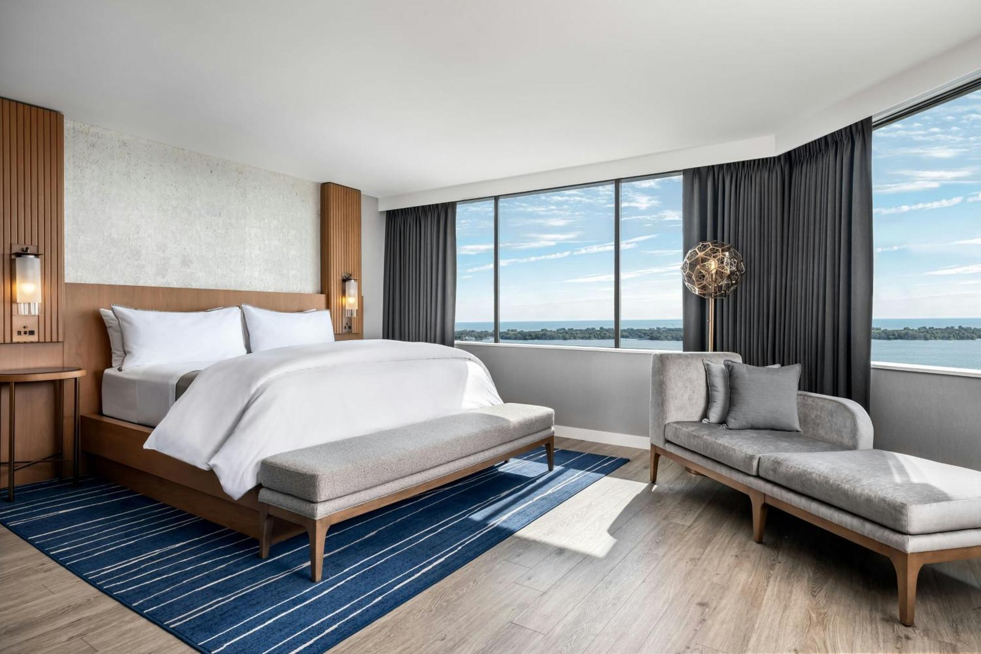 Luxury Studio Suite 1 King