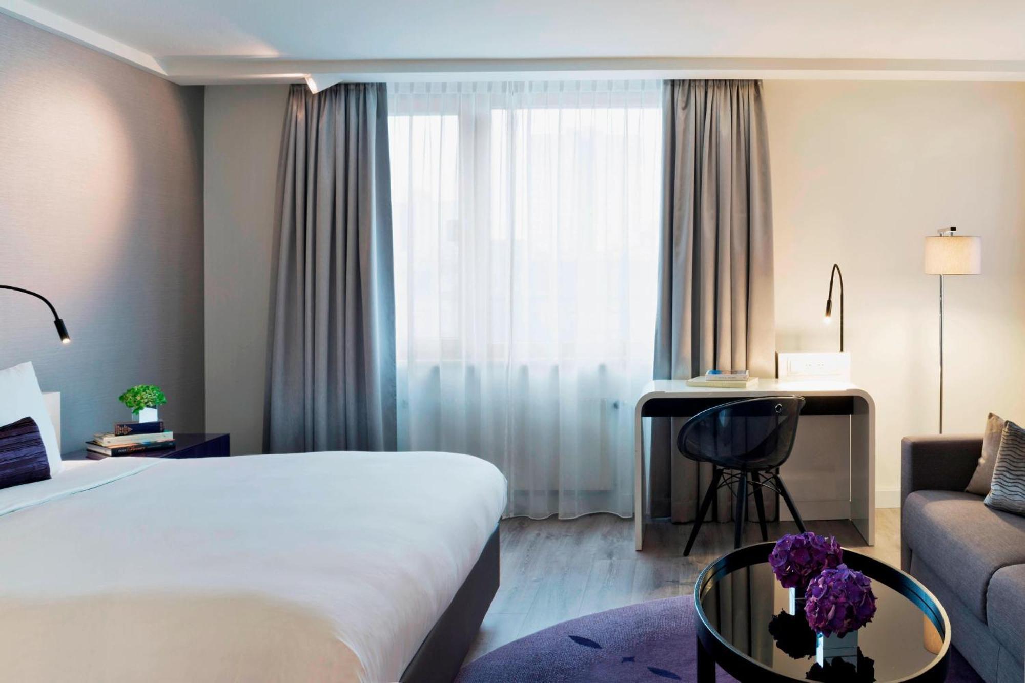 Junior King Suite