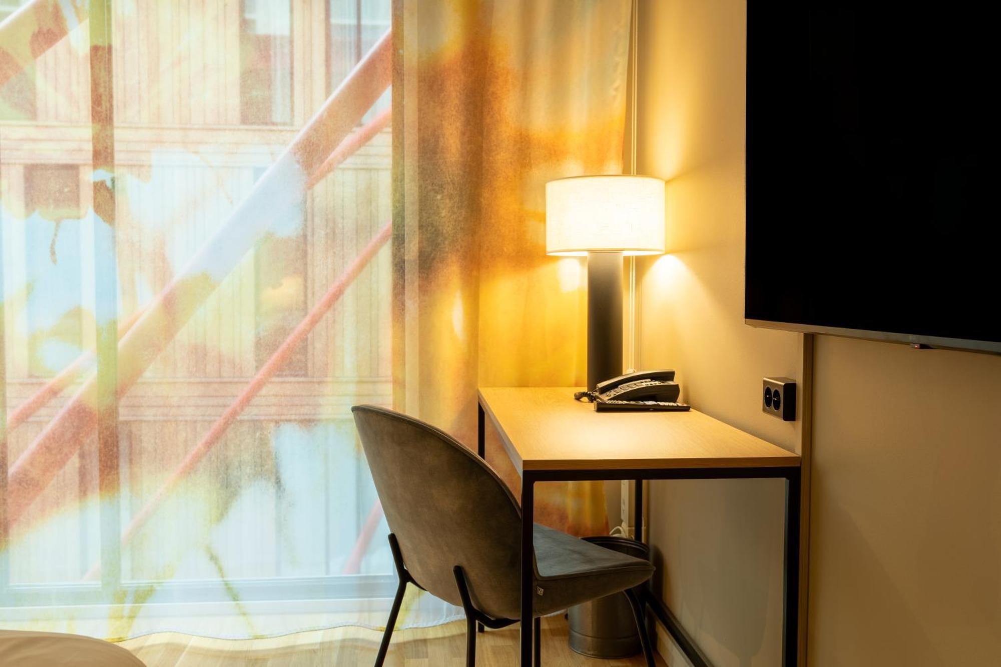 Double Room,1632212676:JPEG