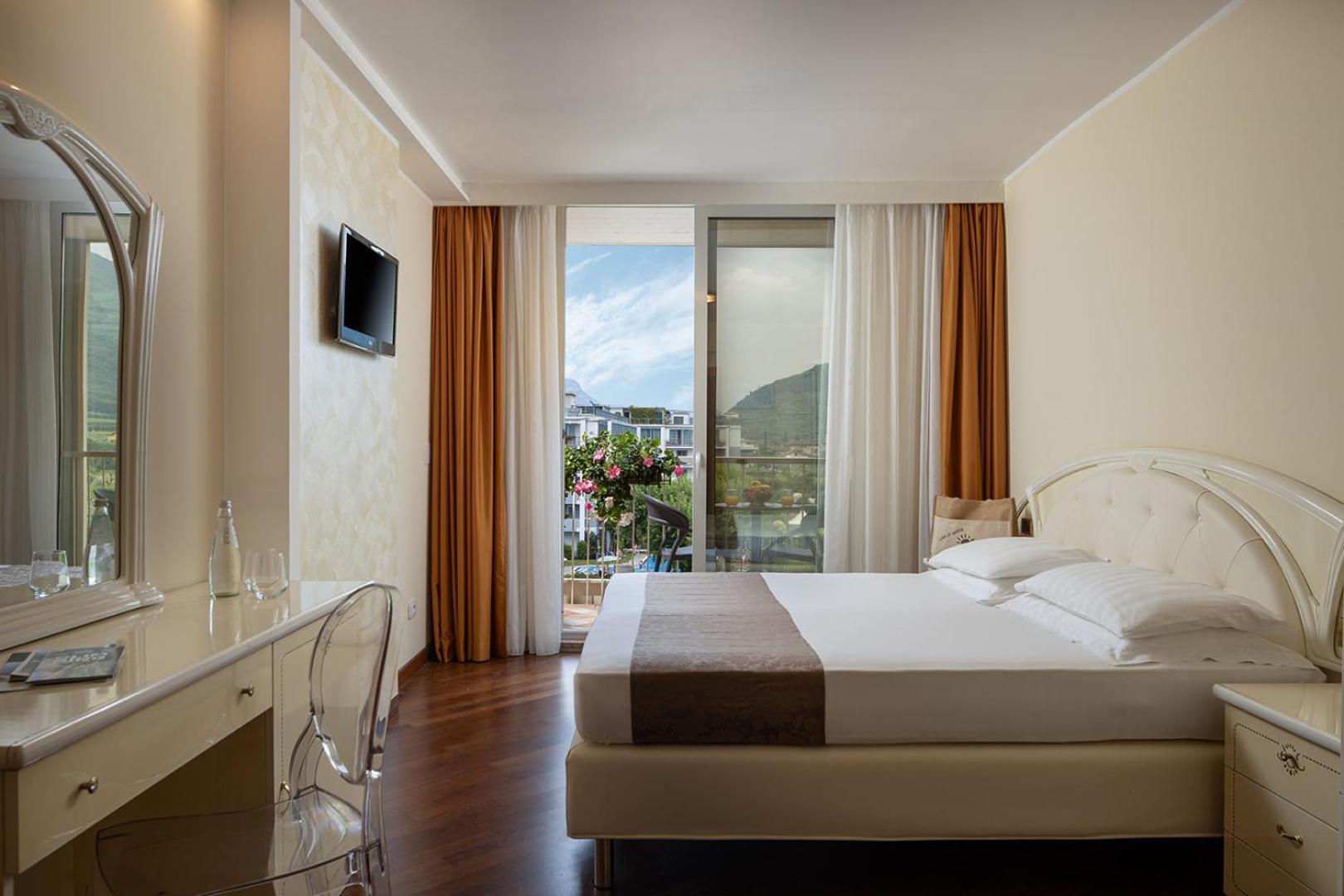 Standard Double Room,1588070458:JPEG