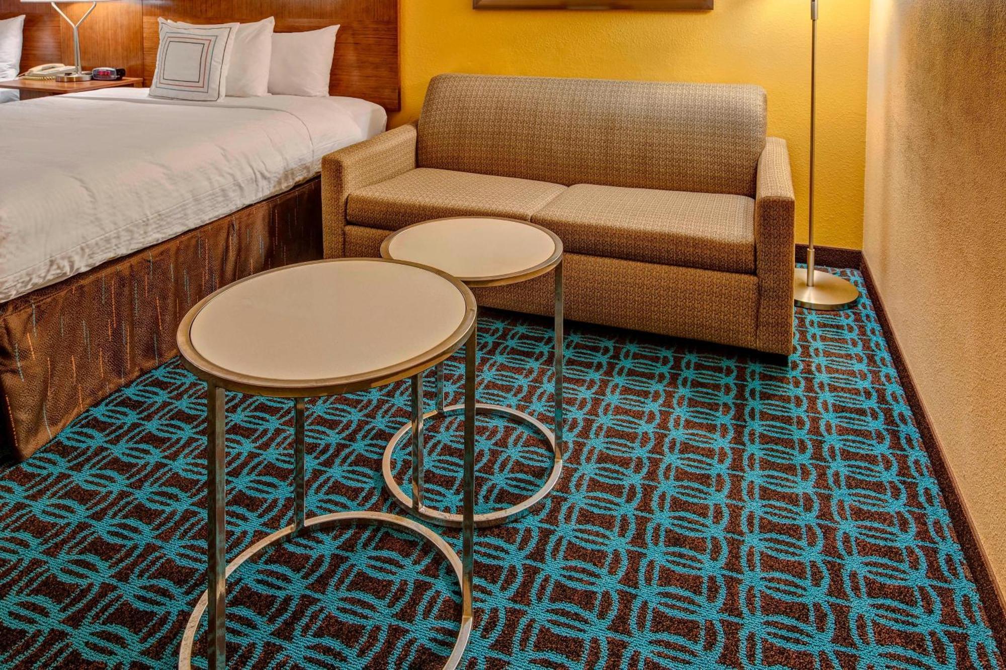 Queen Suite Two Queen Beds Sofa Bed