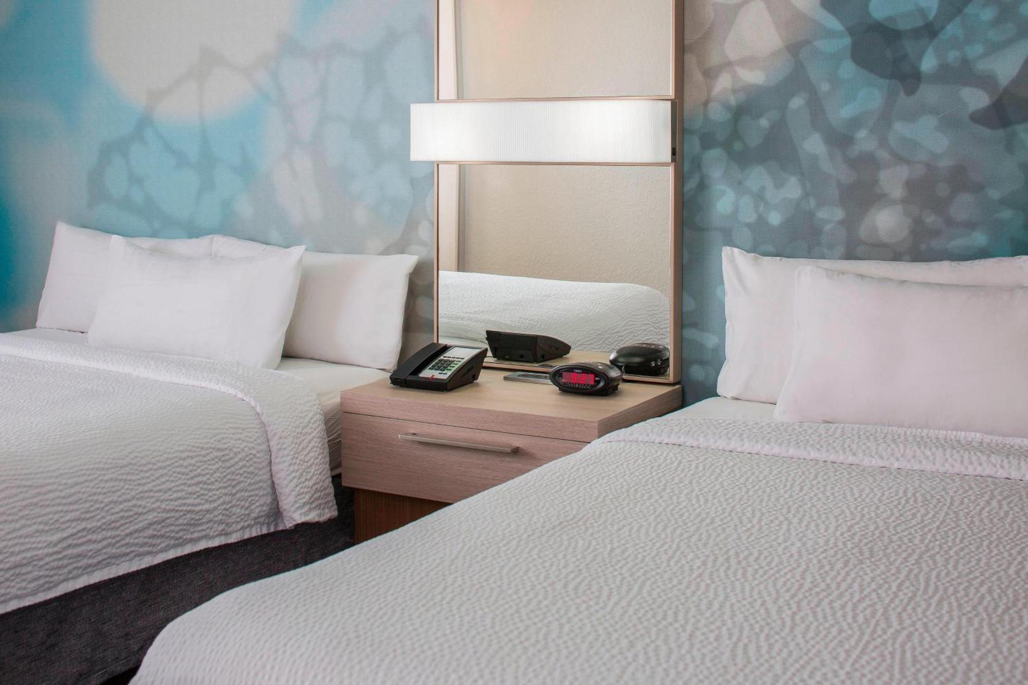 Queen Room Two Queen Beds