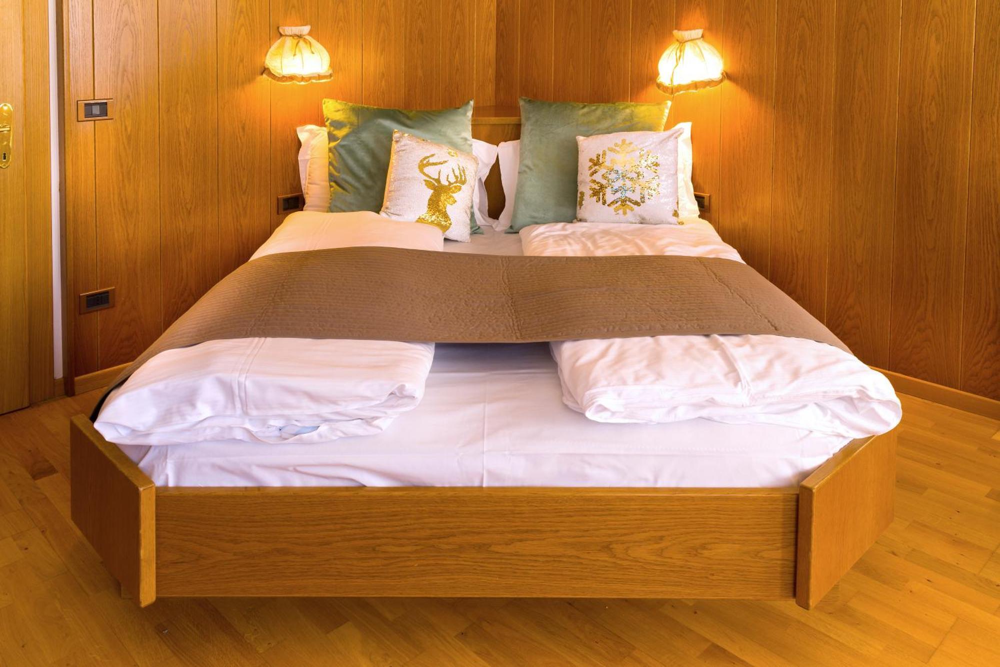 Economy Twin Room