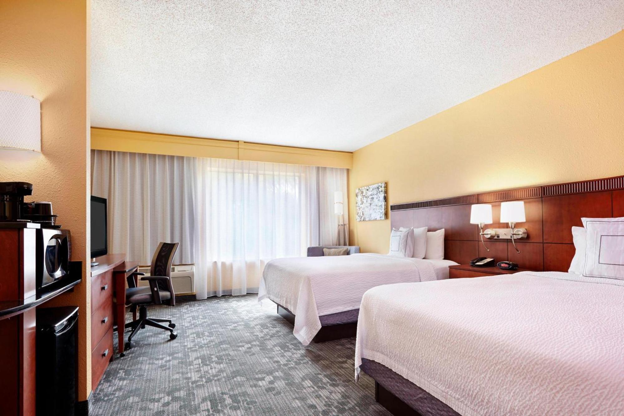 Queen Room Two Queen Beds