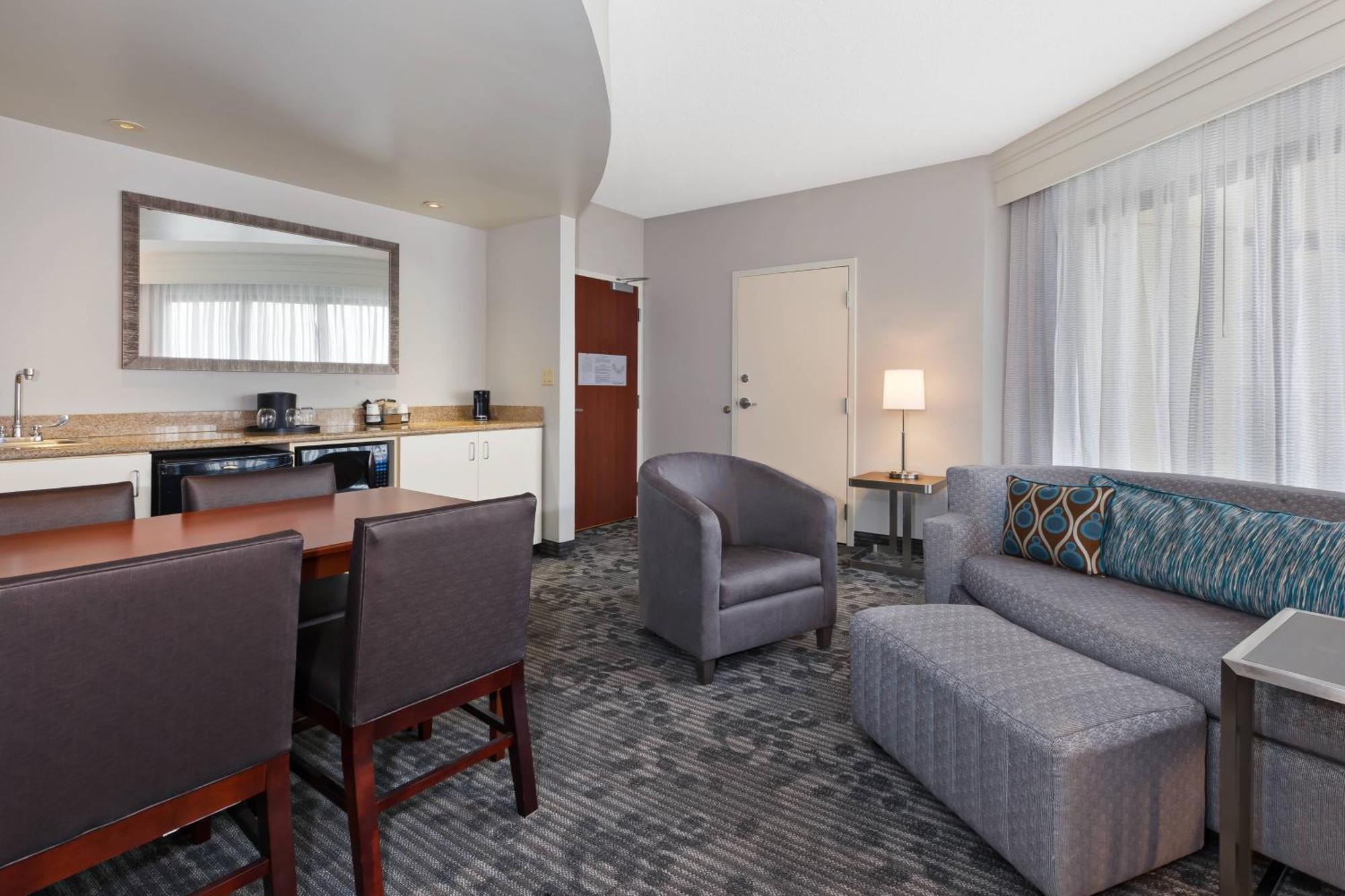 One-Bedroom King Suite Sofa Bed