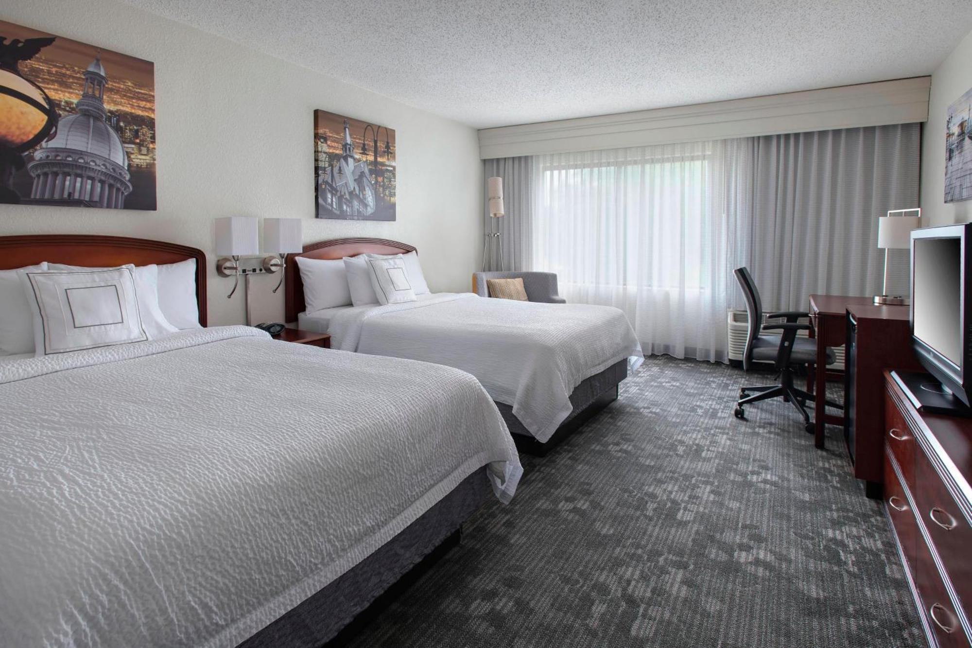 Queen Room Two Queen Beds