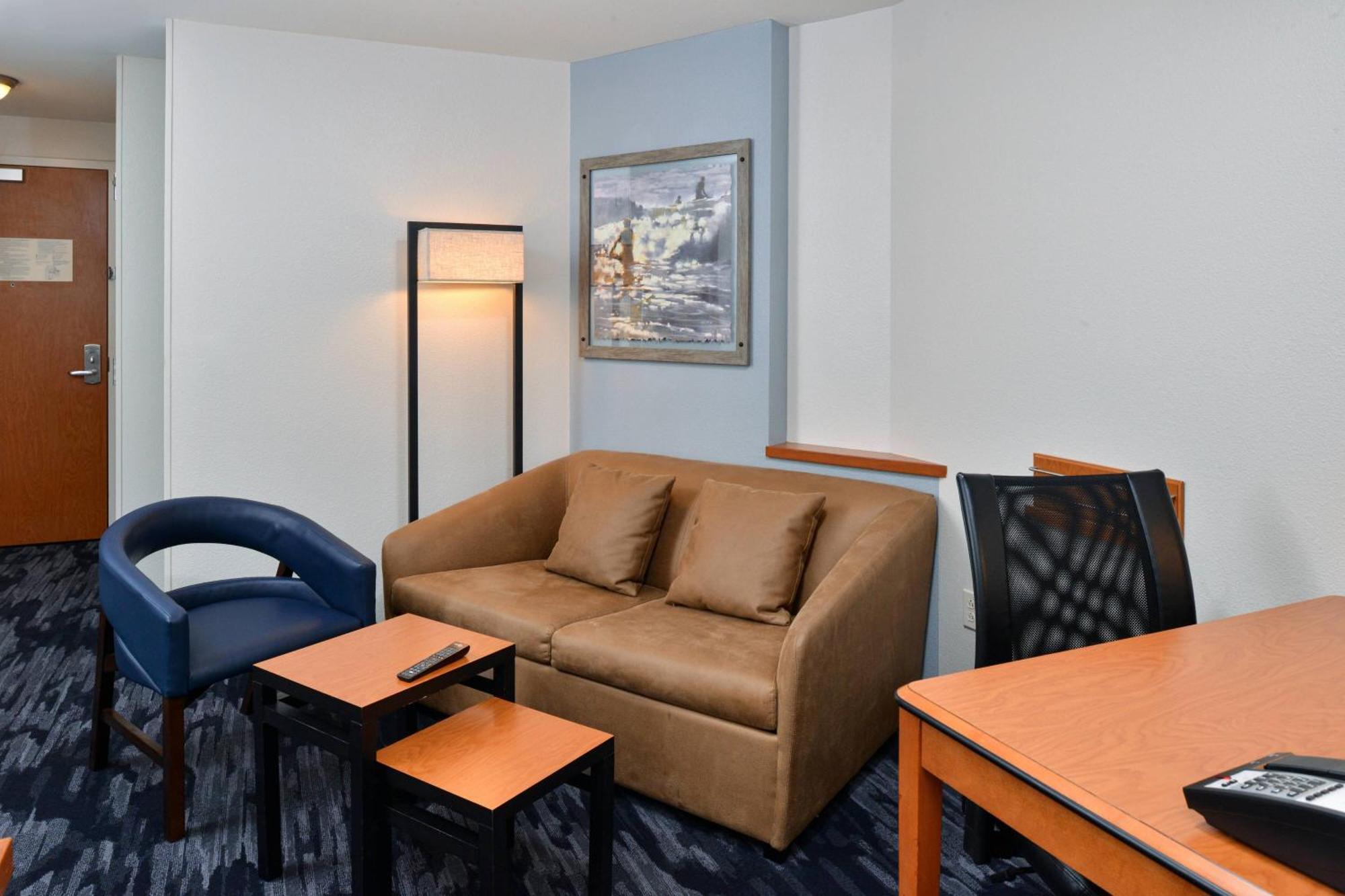 One-Bedroom King Suite Sofa Bed