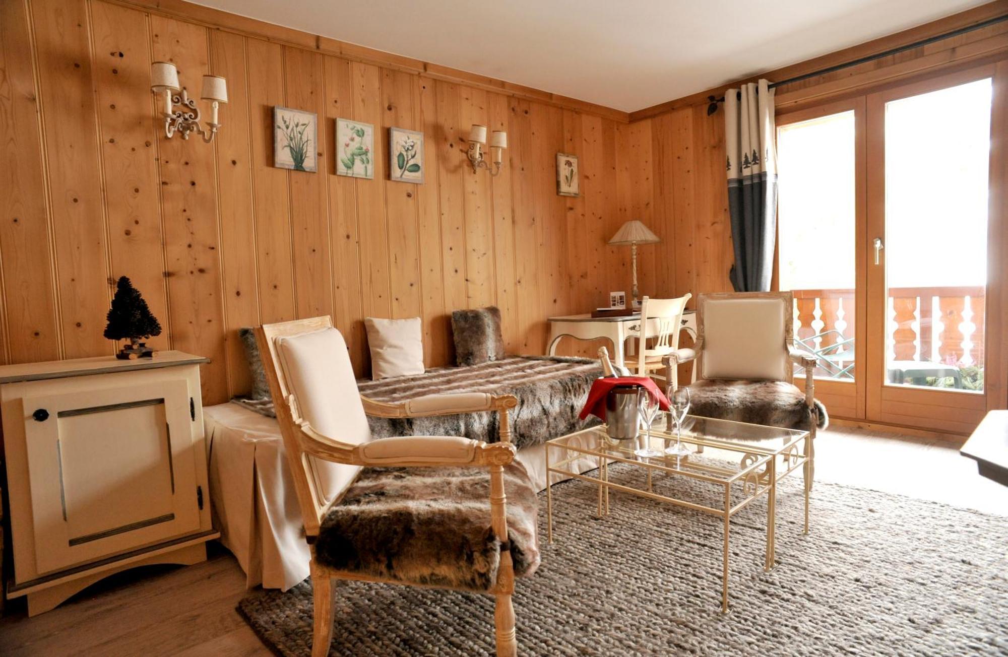 Large Double Room