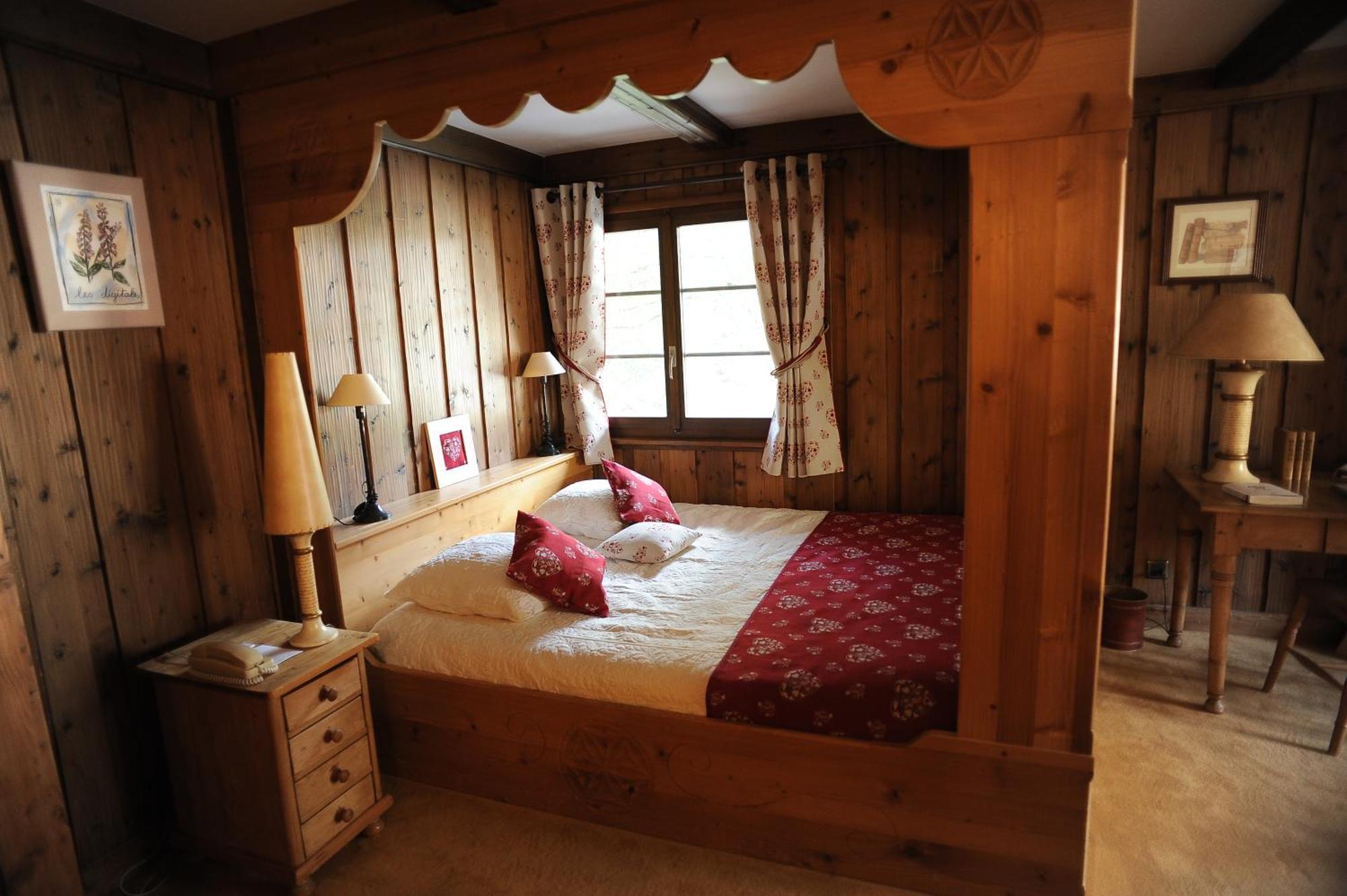 Large Double Room